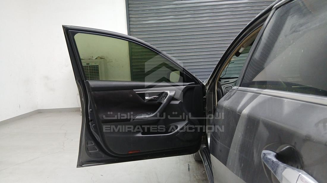 نيسان التيما 2013 — الباب الأمامي الأيسر — صورة 14