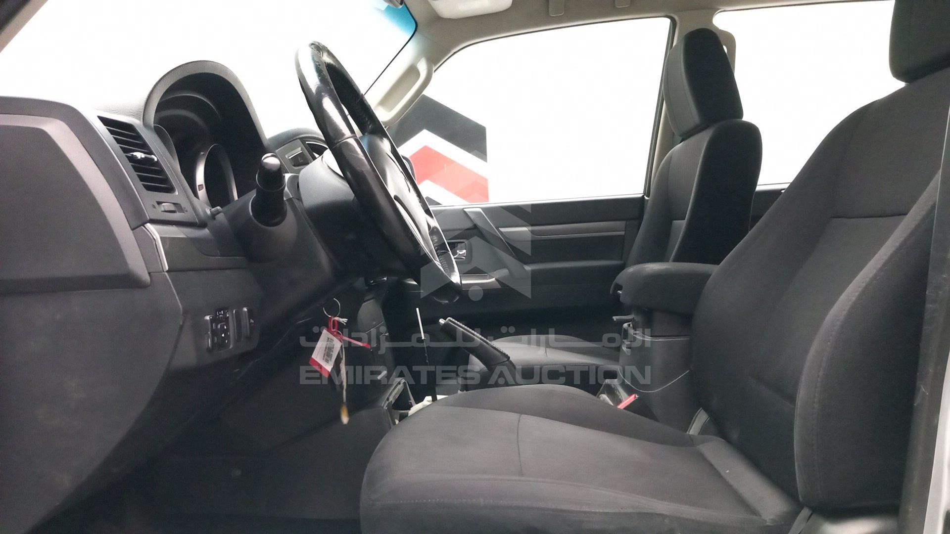 2016 MITSUBISHI PAJERO VIN: JMYLYV95WGJ706610