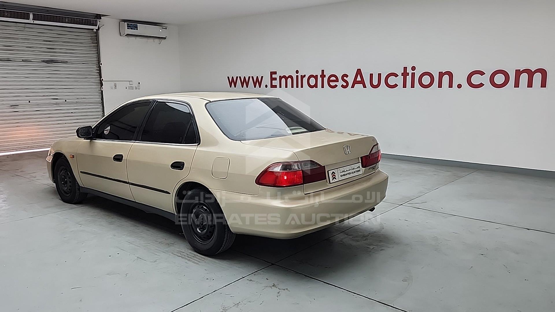 2000 HONDA ACCORD VIN: JHMCF863XYC401320