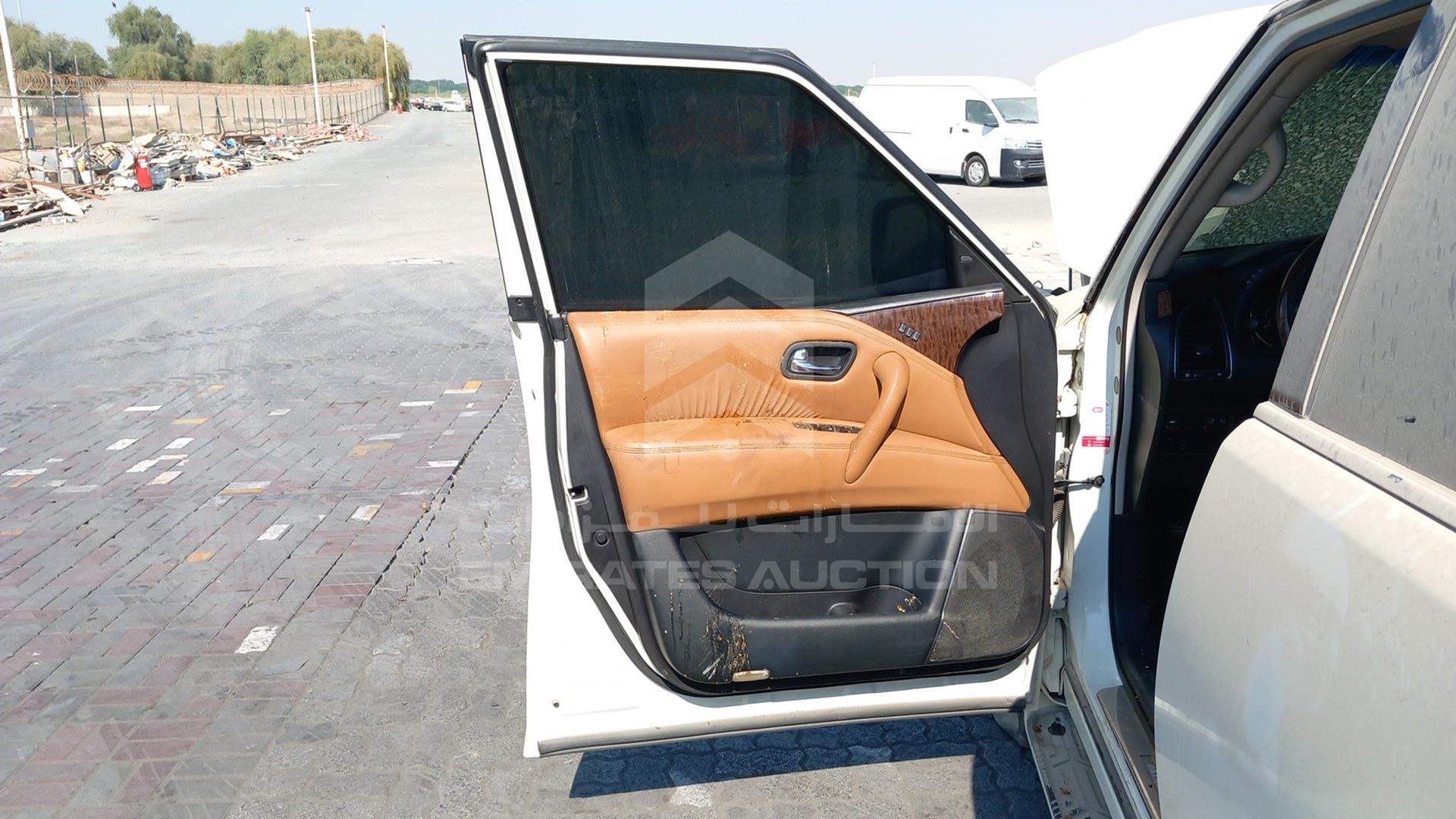2015 NISSAN PATROL VIN: JN8AY2NYXF9123644
