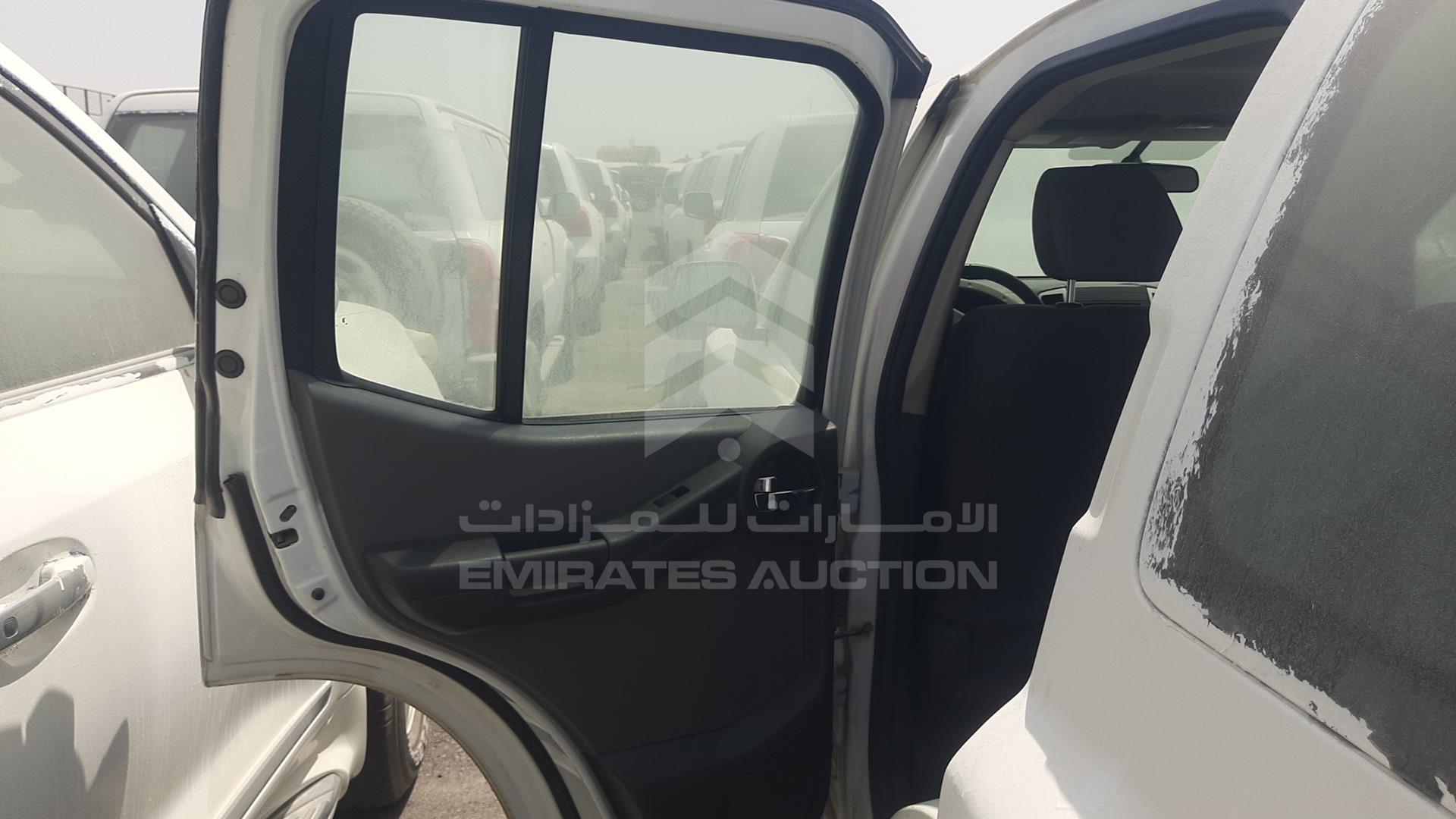 2014 NISSAN XTERRA VIN: 5N1AN0N69EN801017
