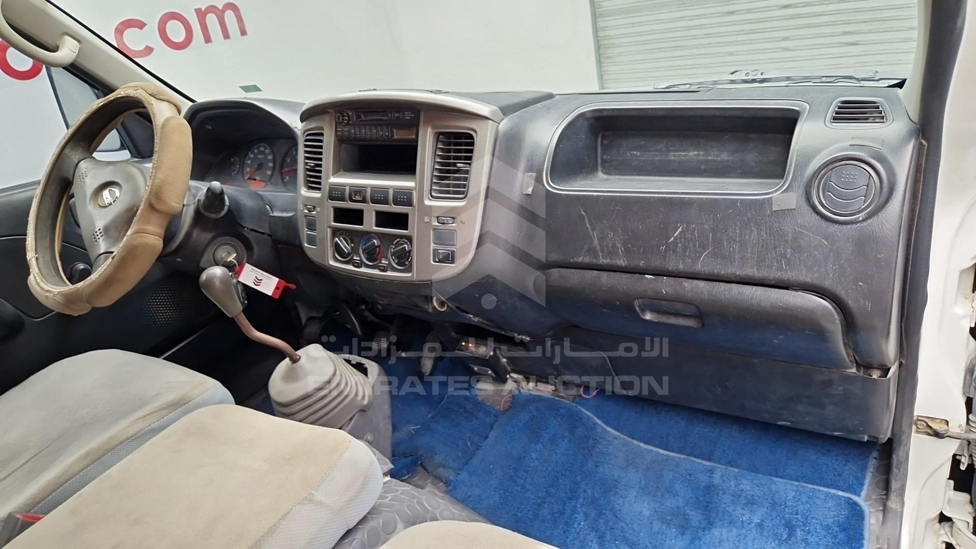 2009 NISSAN URVAN VIN: JN6AE54S49X018016