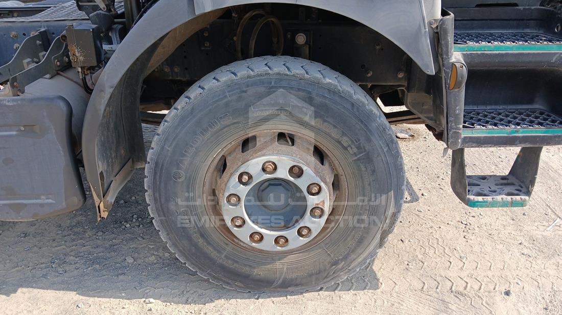رينو 440 2016 — الإطار الأمامي الأيمن — صورة 34