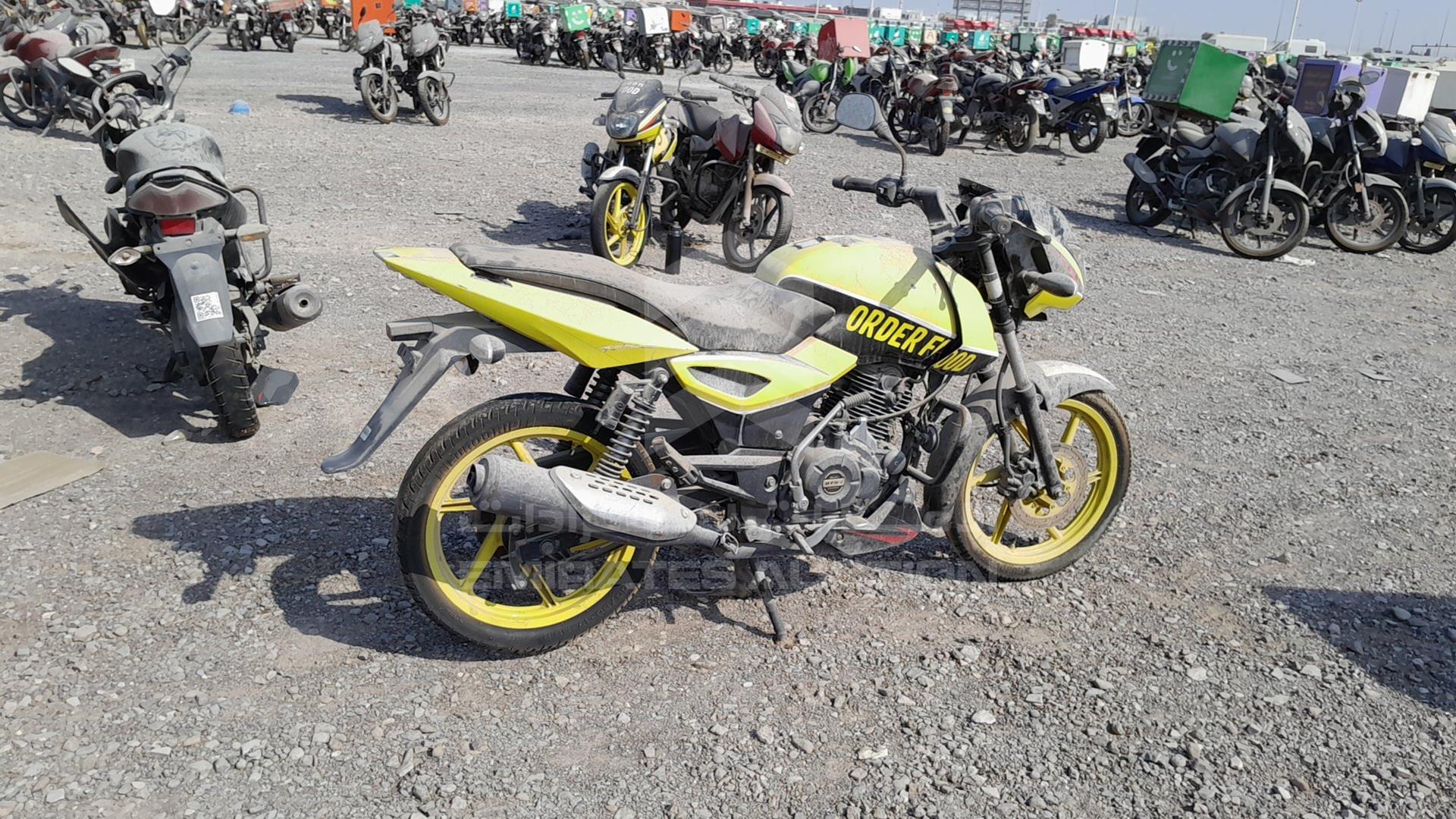 0 BAJAJ --- VIN: MD2A11CY1LCE54878