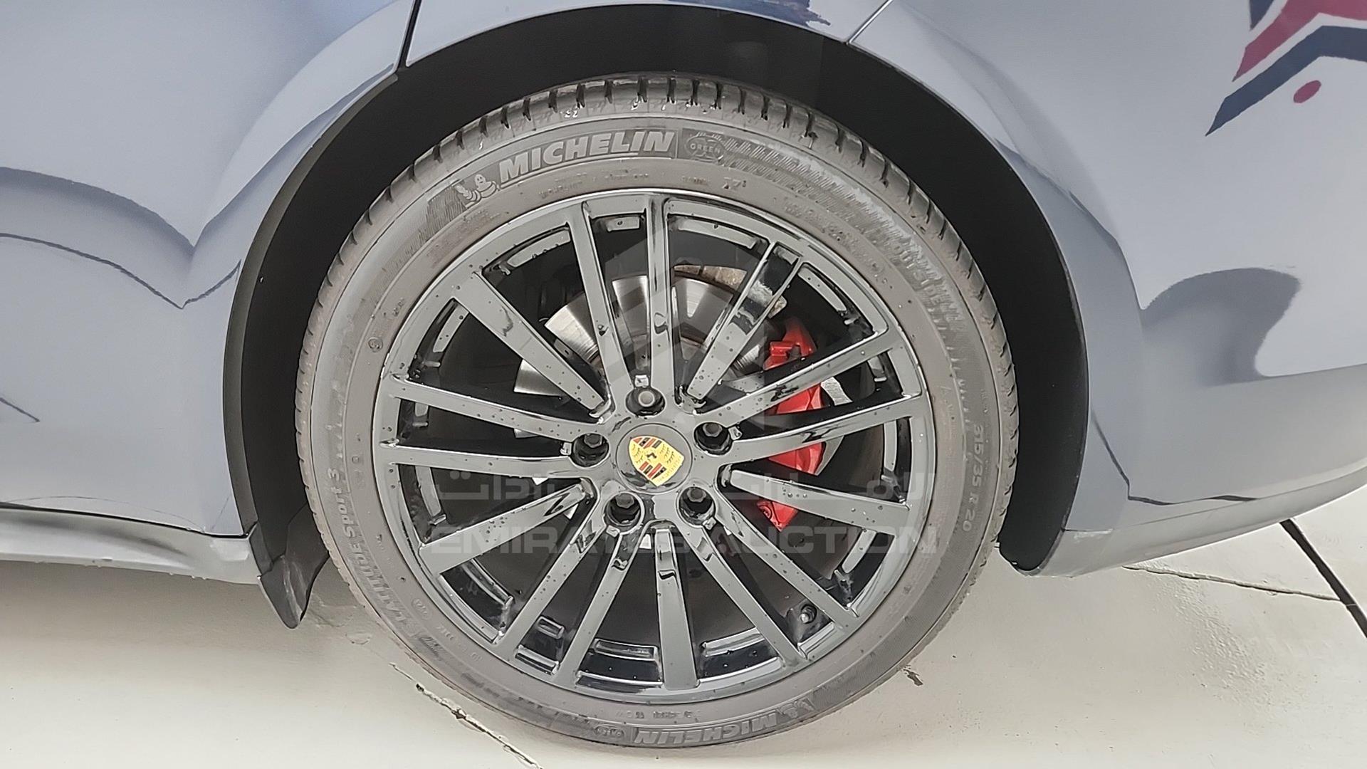 2018 PORSCHE PANAMERA VIN: WP0AA2979JL115676