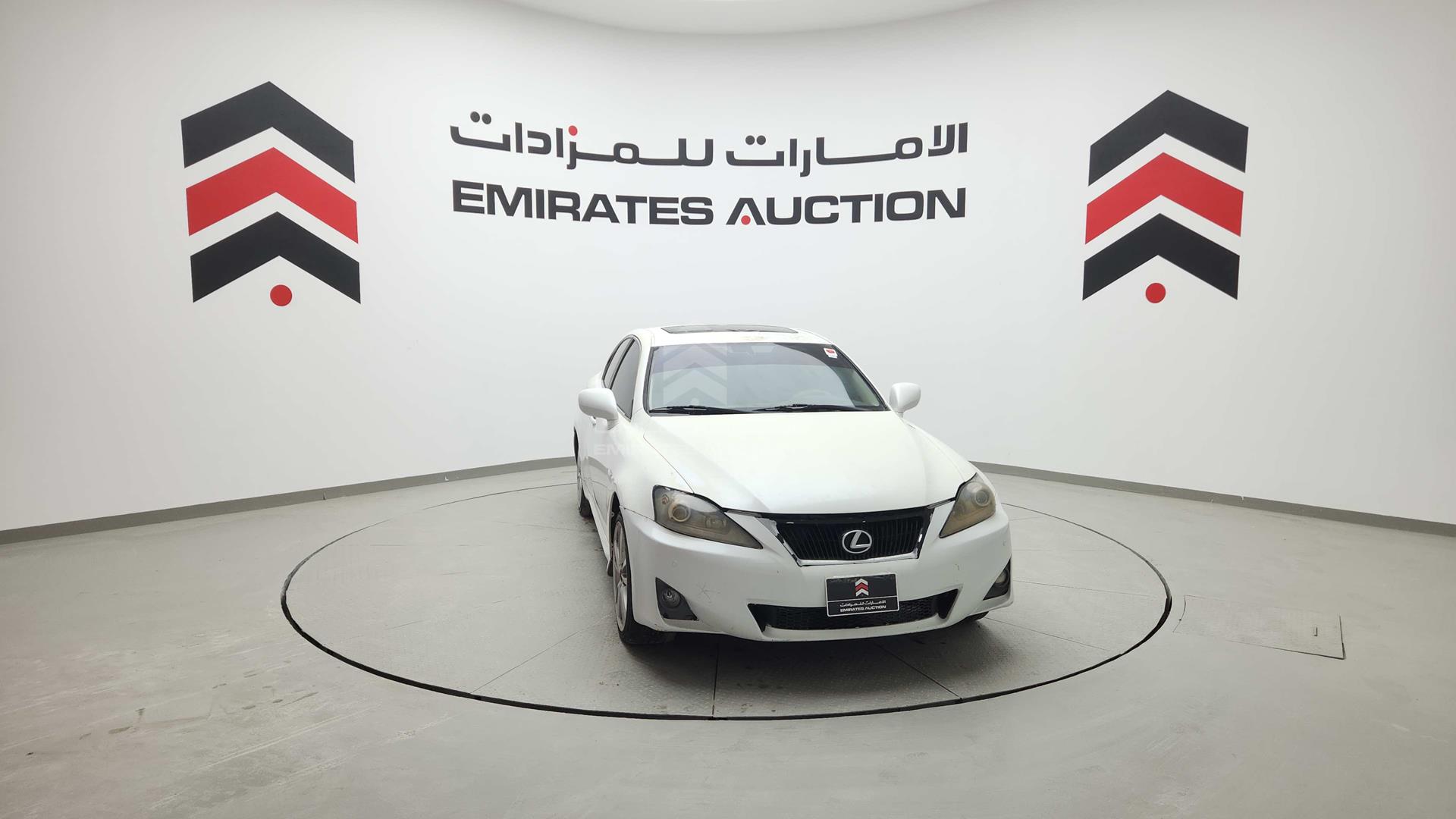 2007 LEXUS --- VIN: JTHBG262X72001369