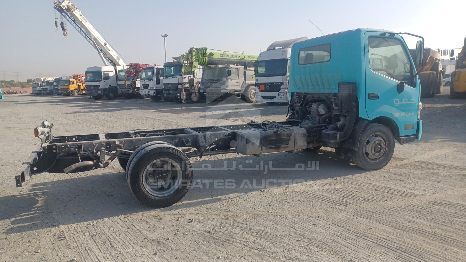 2021 HINO 300 VIN: JHHUCN1F5MK038064
