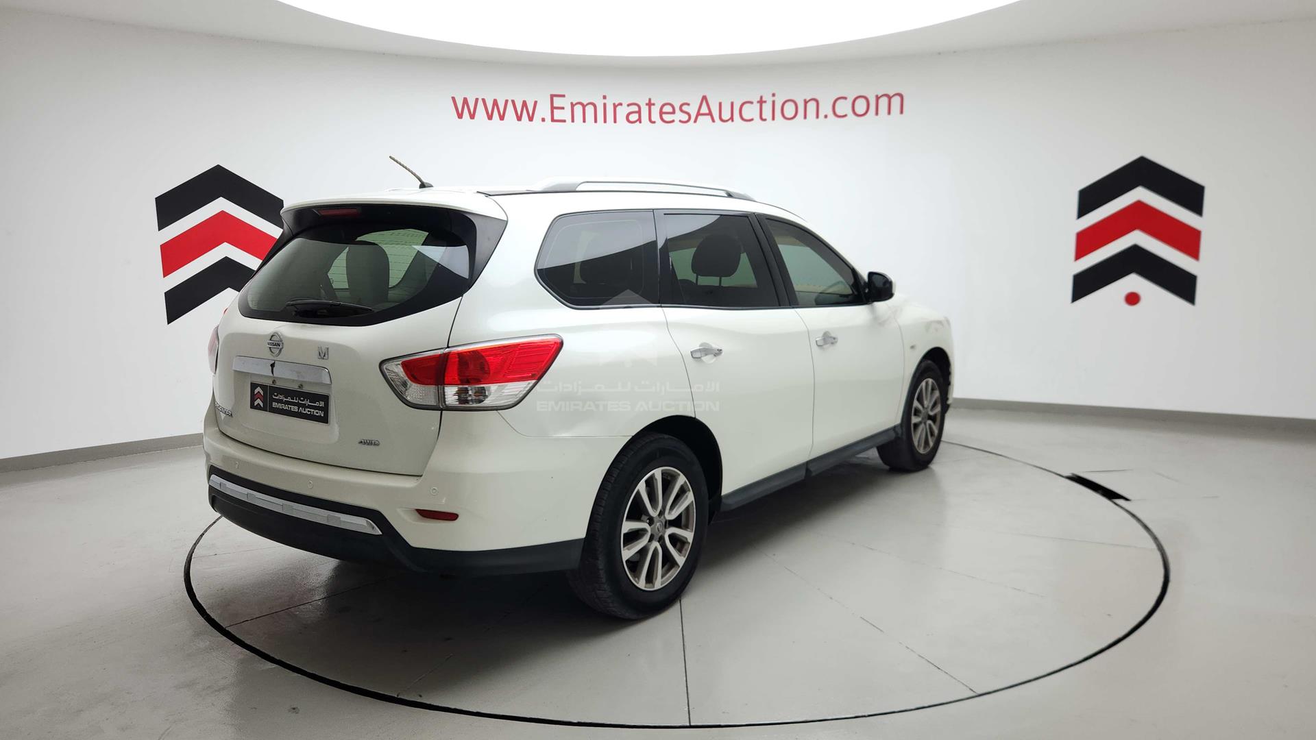 2015 NISSAN PATHFINDER VIN: 5N1AR2M5XFC679726