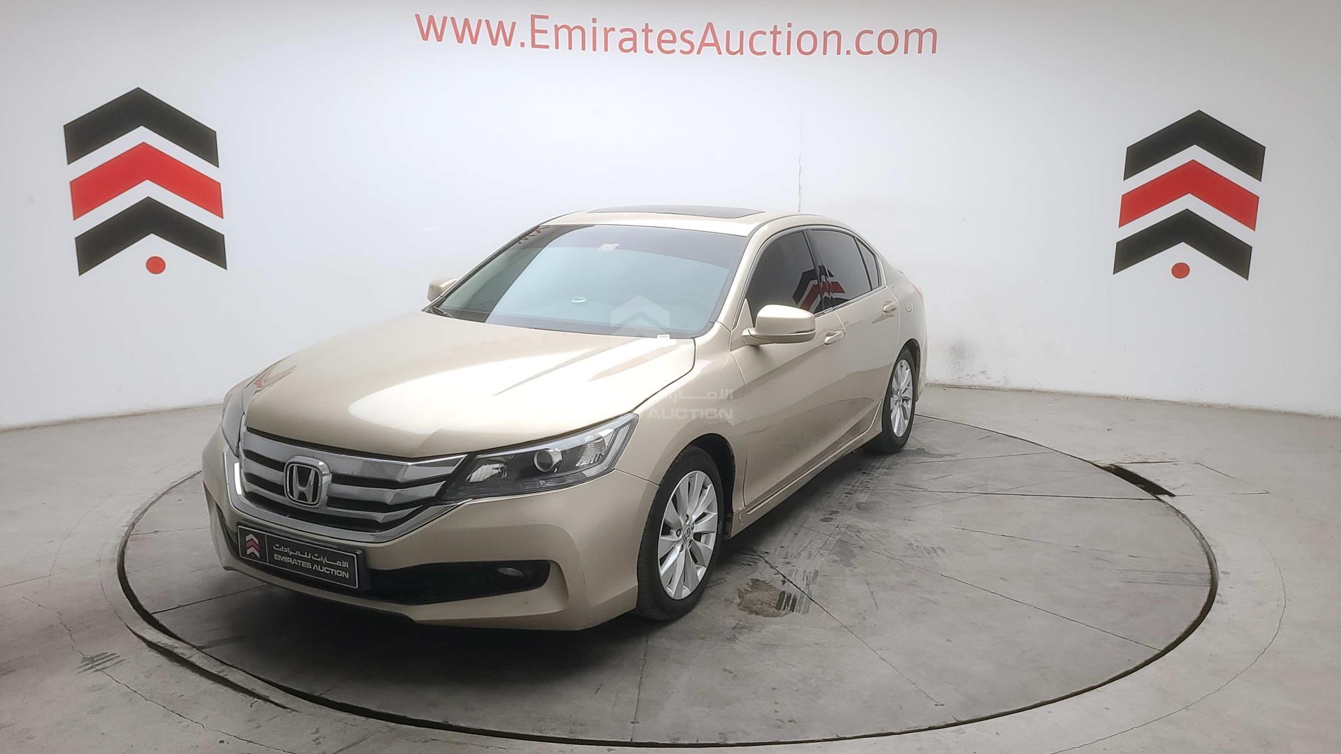 2016 HONDA ACCORD VIN: LUCCR2625G3405914