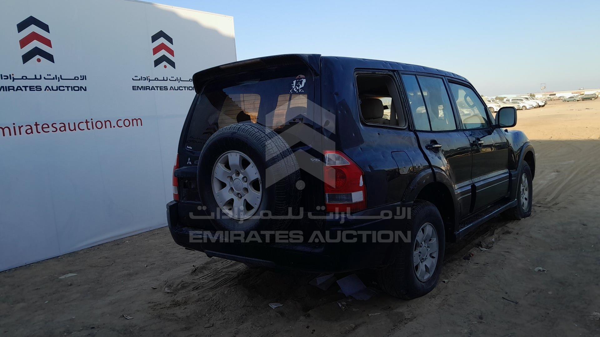 2007 MITSUBISHI PAJERO VIN: JMYLRV73W7J703442