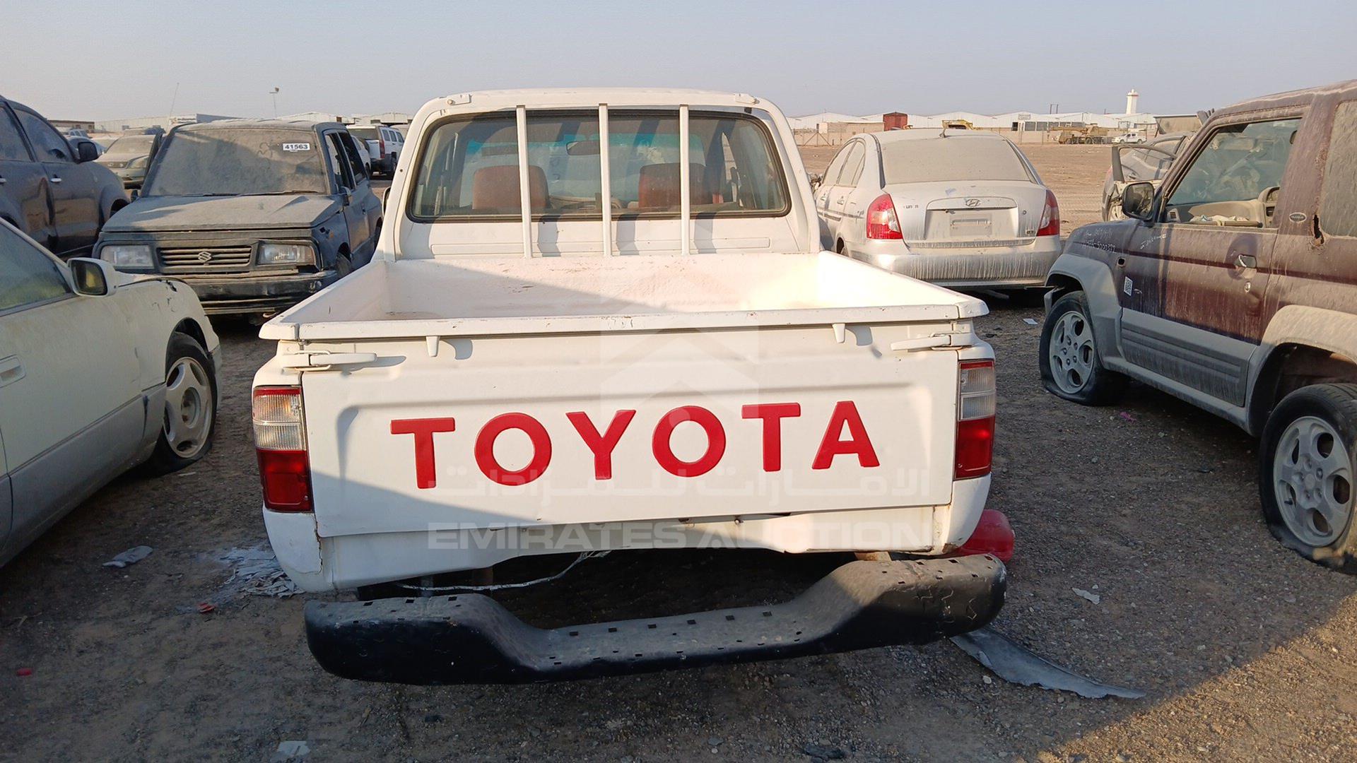 2000 TOYOTA HILUX VIN: JTFEG426010022941
