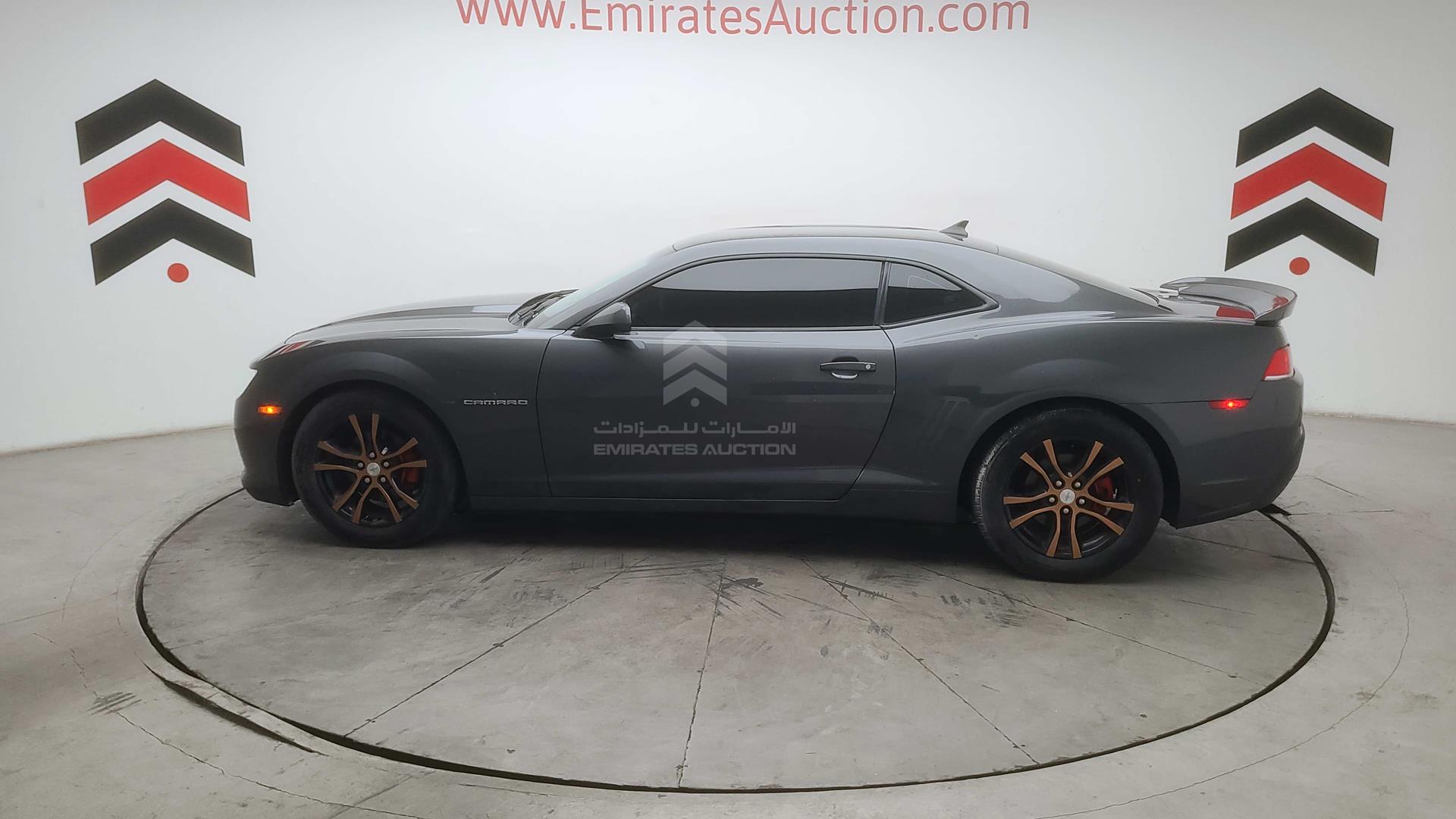 2015 CHEVROLET CAMARO VIN: 2G1FD1E38F9238371