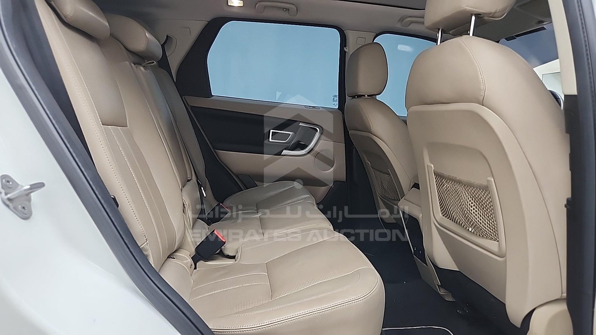 2017 LAND ROVER DISCOVERY VIN: SALCA2BG2HH714587