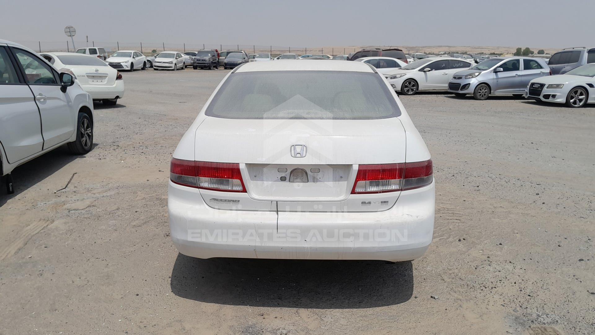 2003 HONDA ACCORD VIN: JHMCM56583C403551