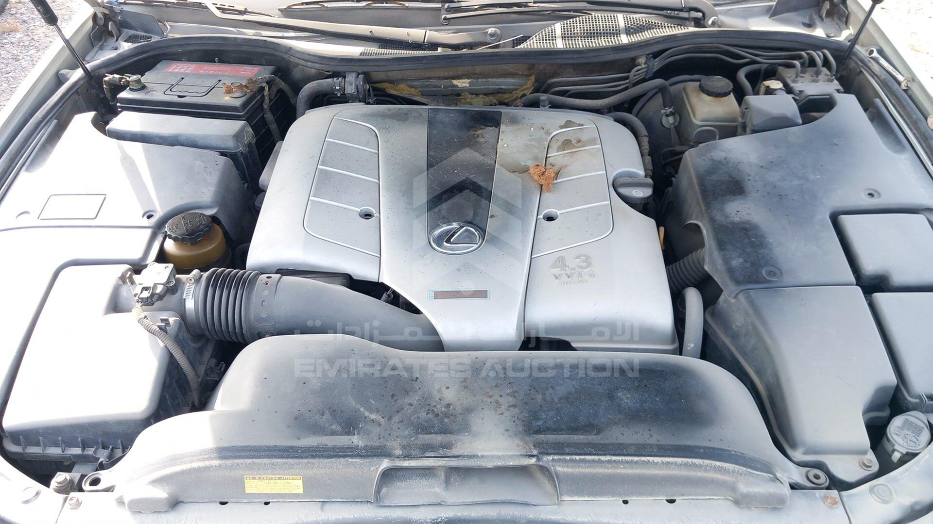 2002 LEXUS LS 430 VIN: JTHBN30F920058318