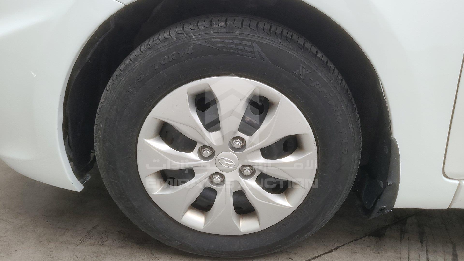 KMHCT41B9FU854395 - 2015 Hyundai Accent - #465312