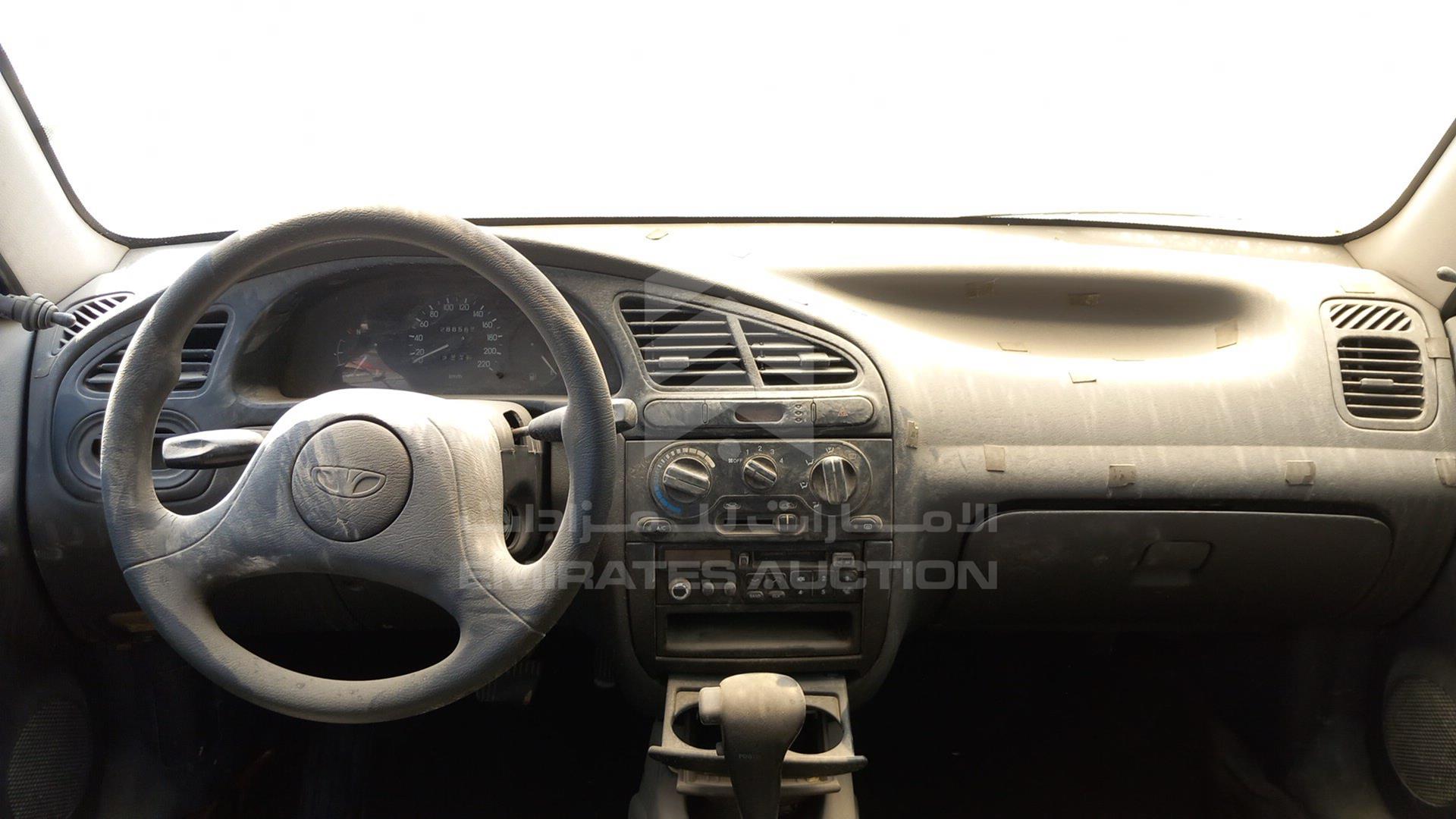 2001 DAEWOO LANOS VIN: KLATA69YE1B667403
