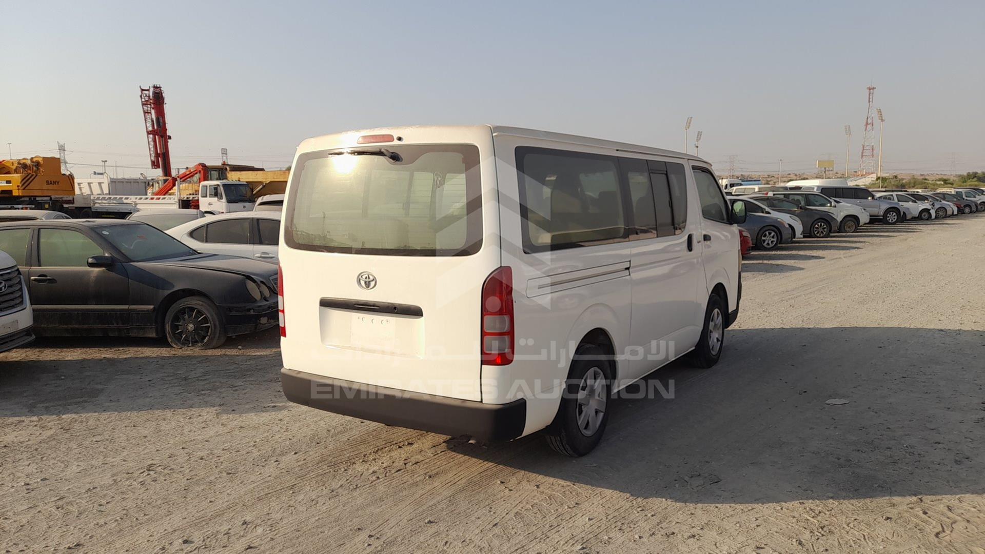 2007 TOYOTA HIACE VIN: JTGJX02P770011388