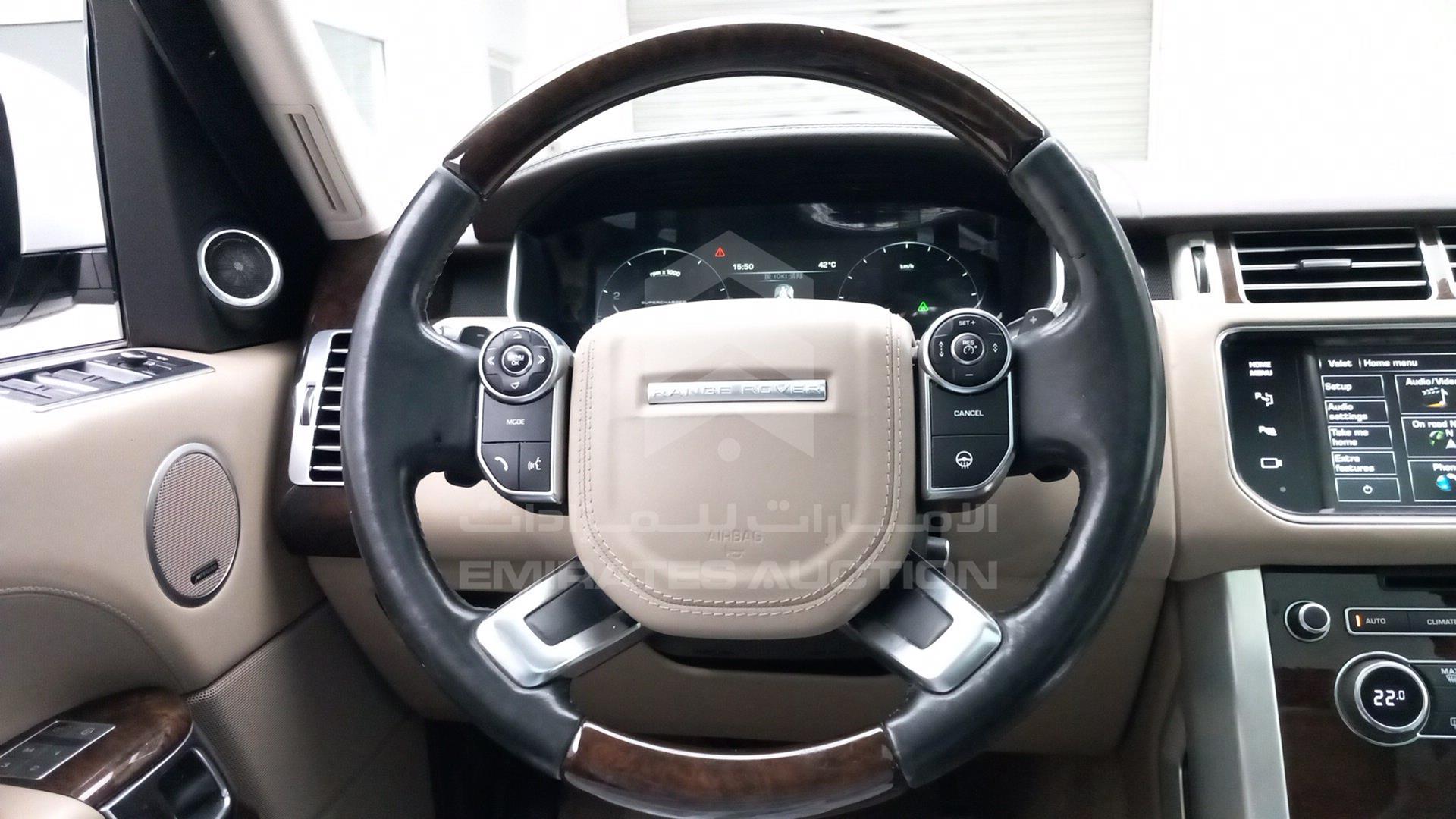 2015 RANGE ROVER VOGUE VIN: SALGA2EF3FA225173