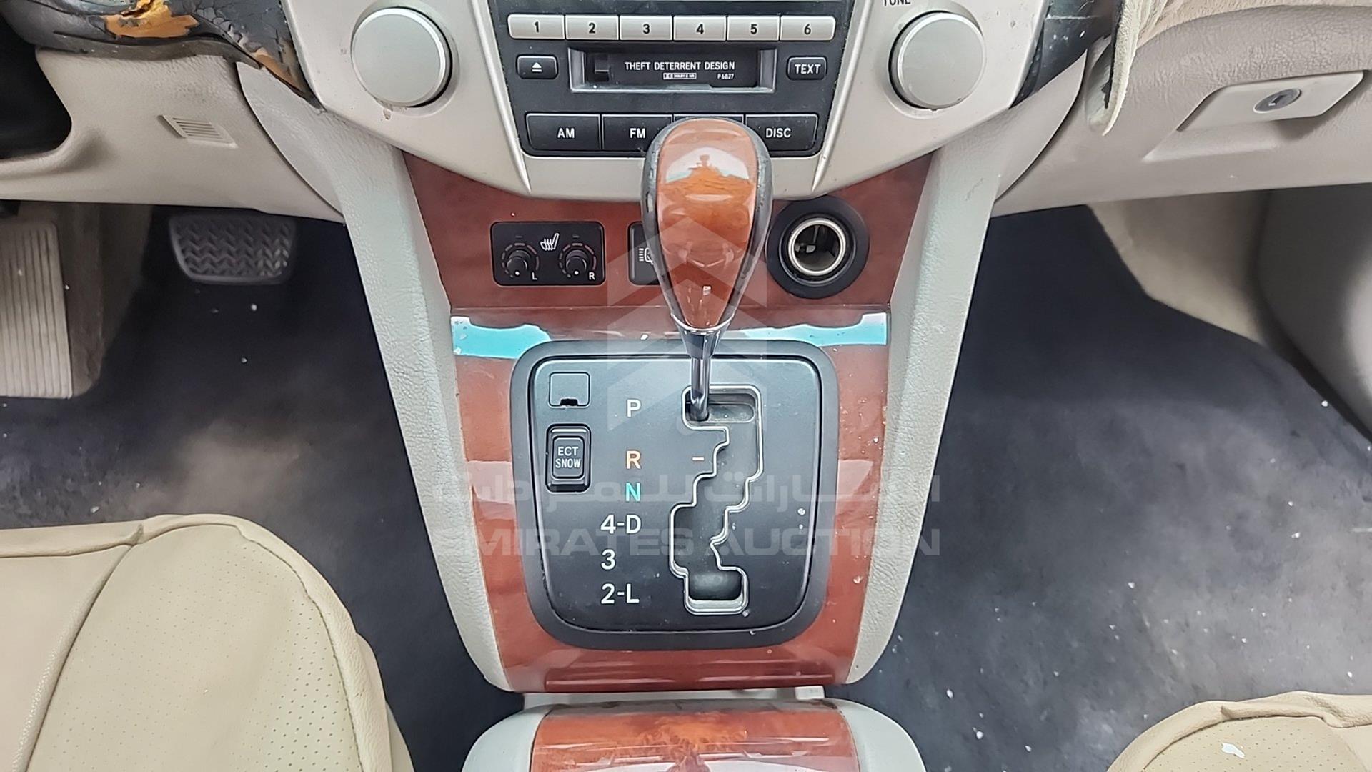 2004 LEXUS RX 330 VIN: JTJGA31U440006112