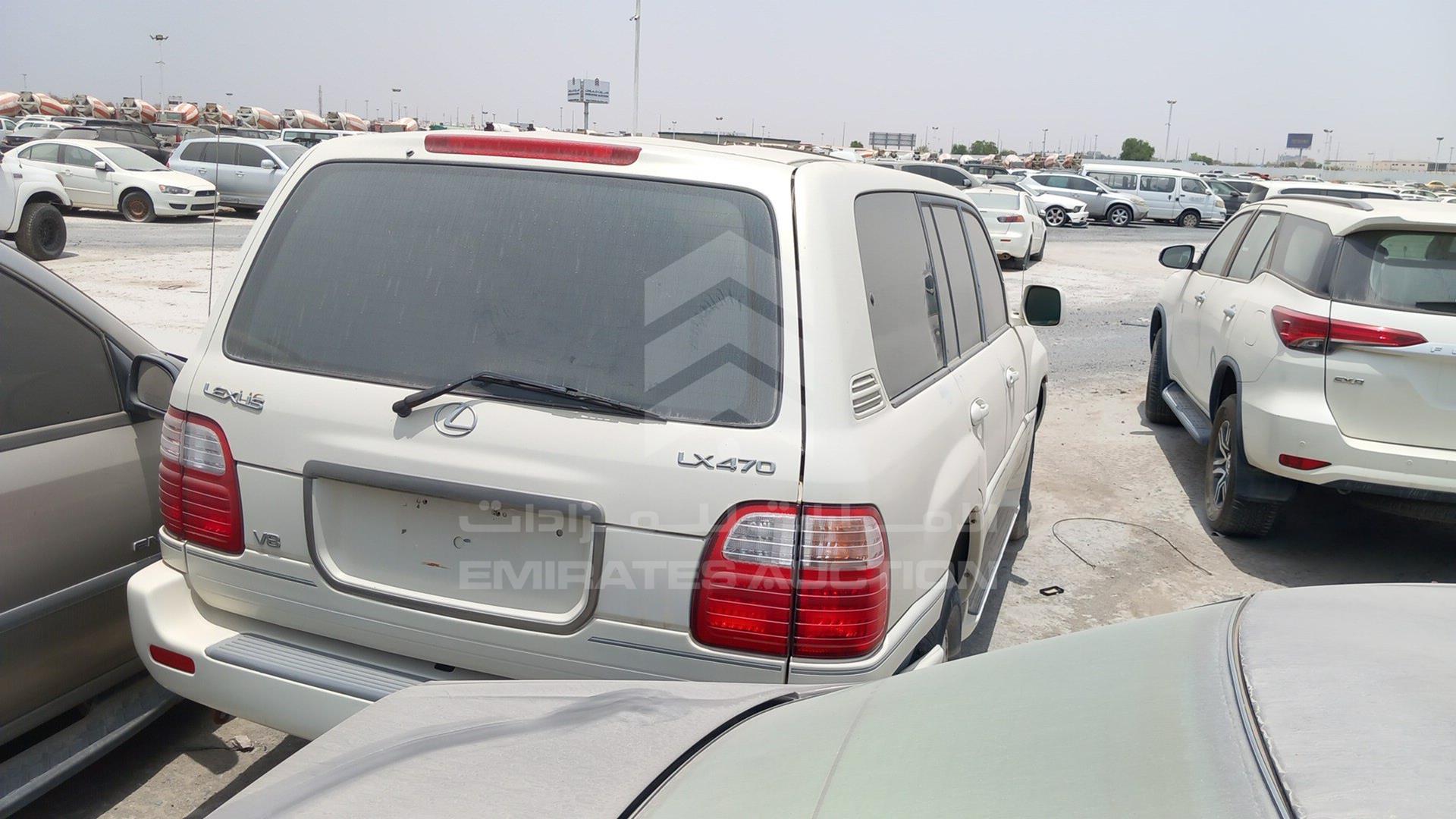 2000 LEXUS LX 470 VIN: JT6HT00W1Y0112100