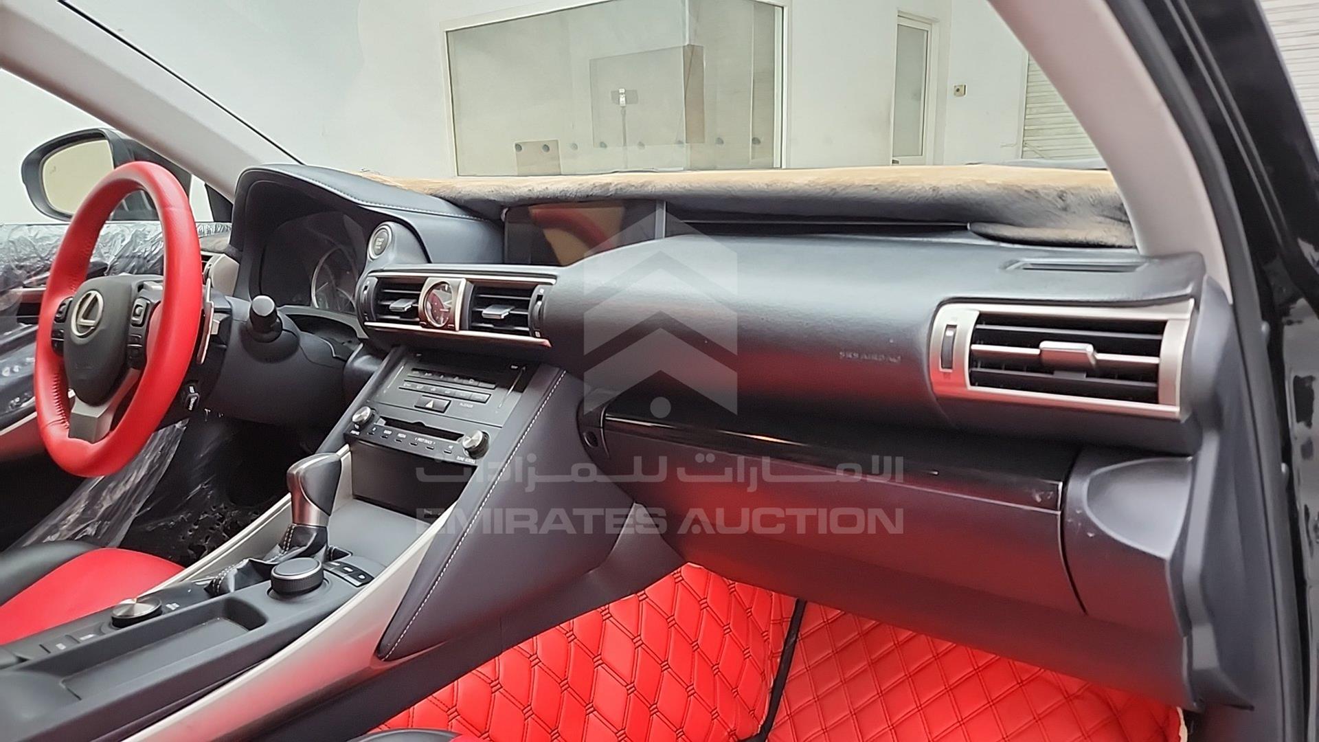 2018 LEXUS IS300 VIN: JTHBA1D26J5067048