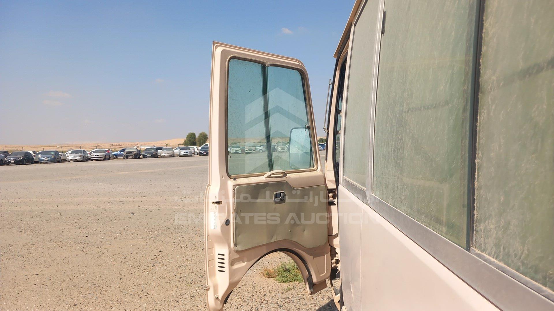 2018 MITSUBISHI ROSA VIN: JL5B2E6K0JPD00515