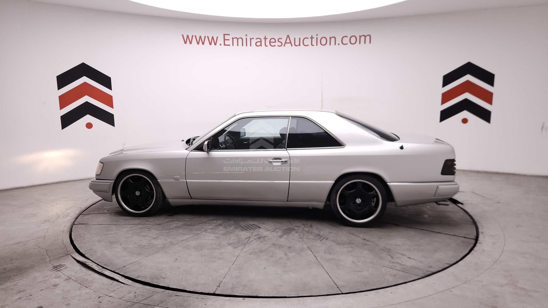 1991 MERCEDES 300 VIN: WDB1240511B458559