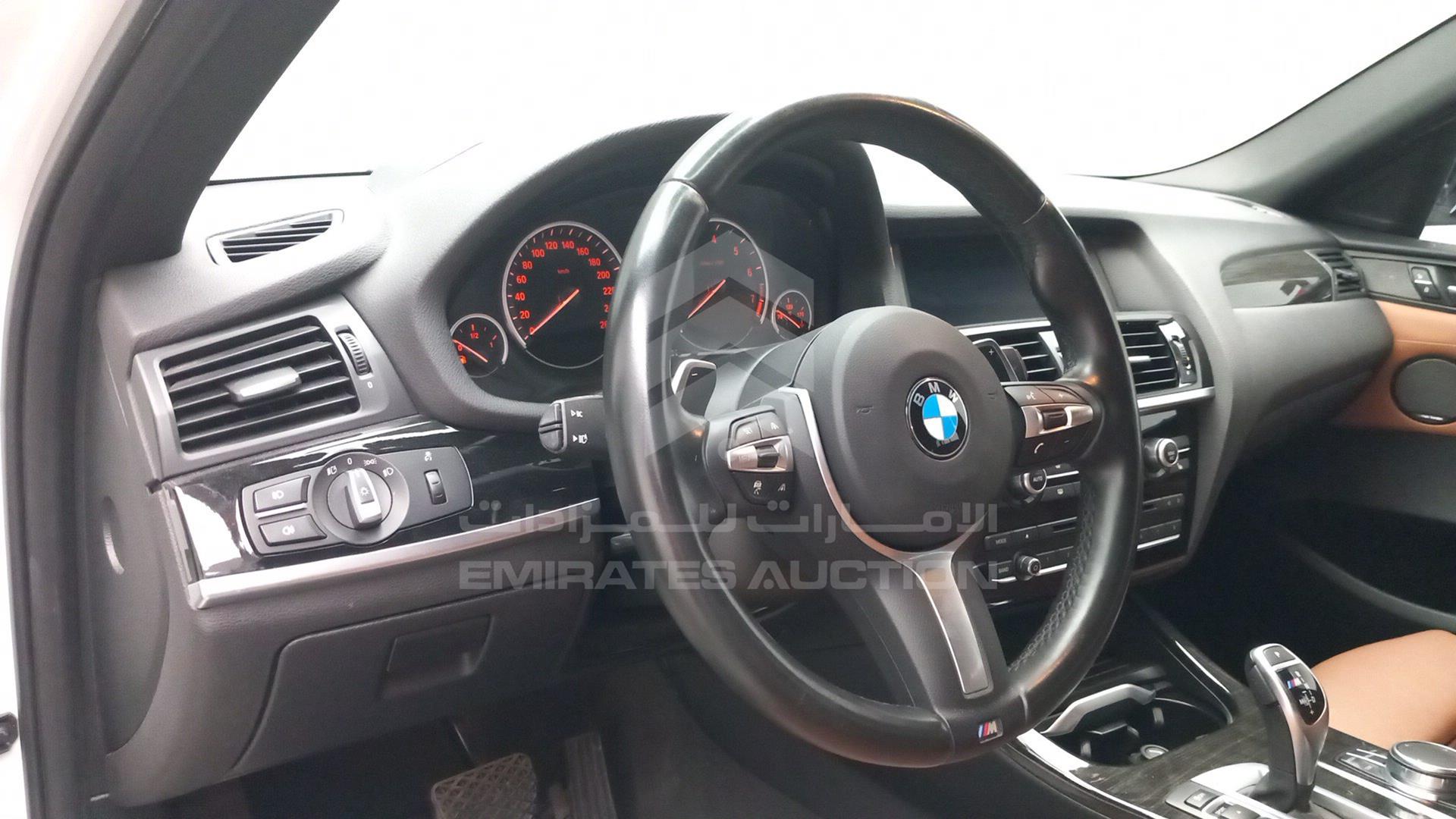 2018 BMW X4 VIN: WBAXW7102J0Y57164
