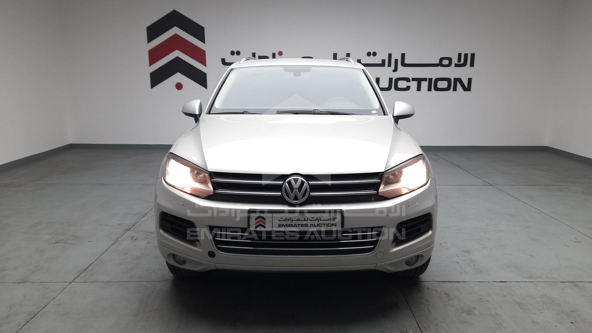 2014 VOLKSWAGEN TOUAREG VIN: WVGBC2BPXED006549