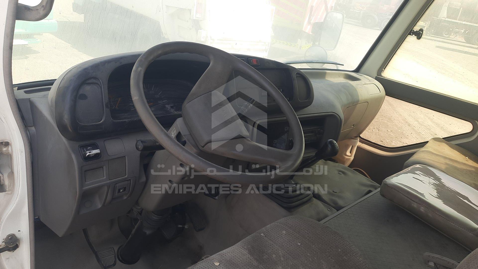 2008 TOYOTA COASTER VIN: JTGFK518784000493