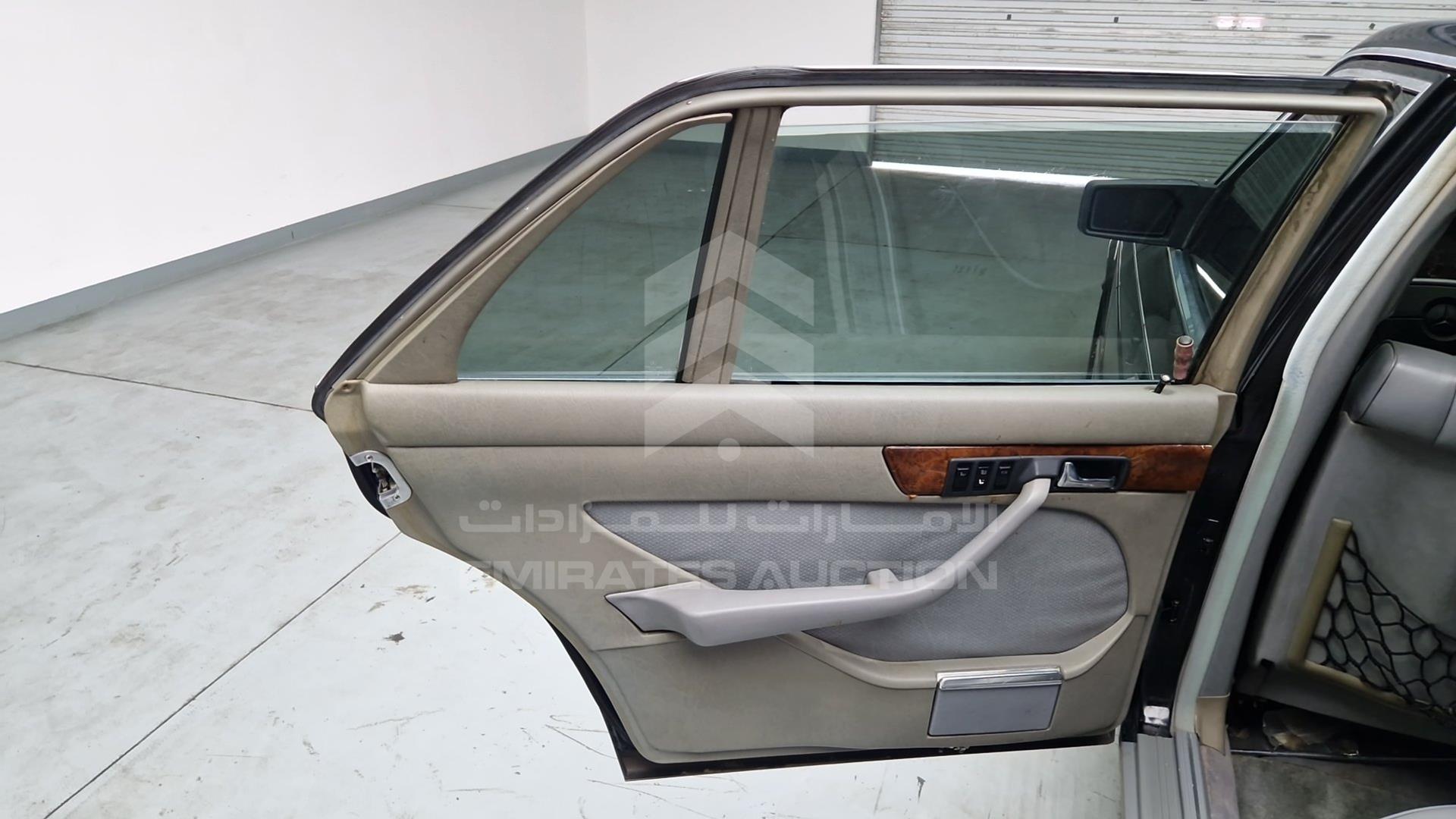 1985 MERCEDES SEL 500 VIN: WDBCA37D9FA128078