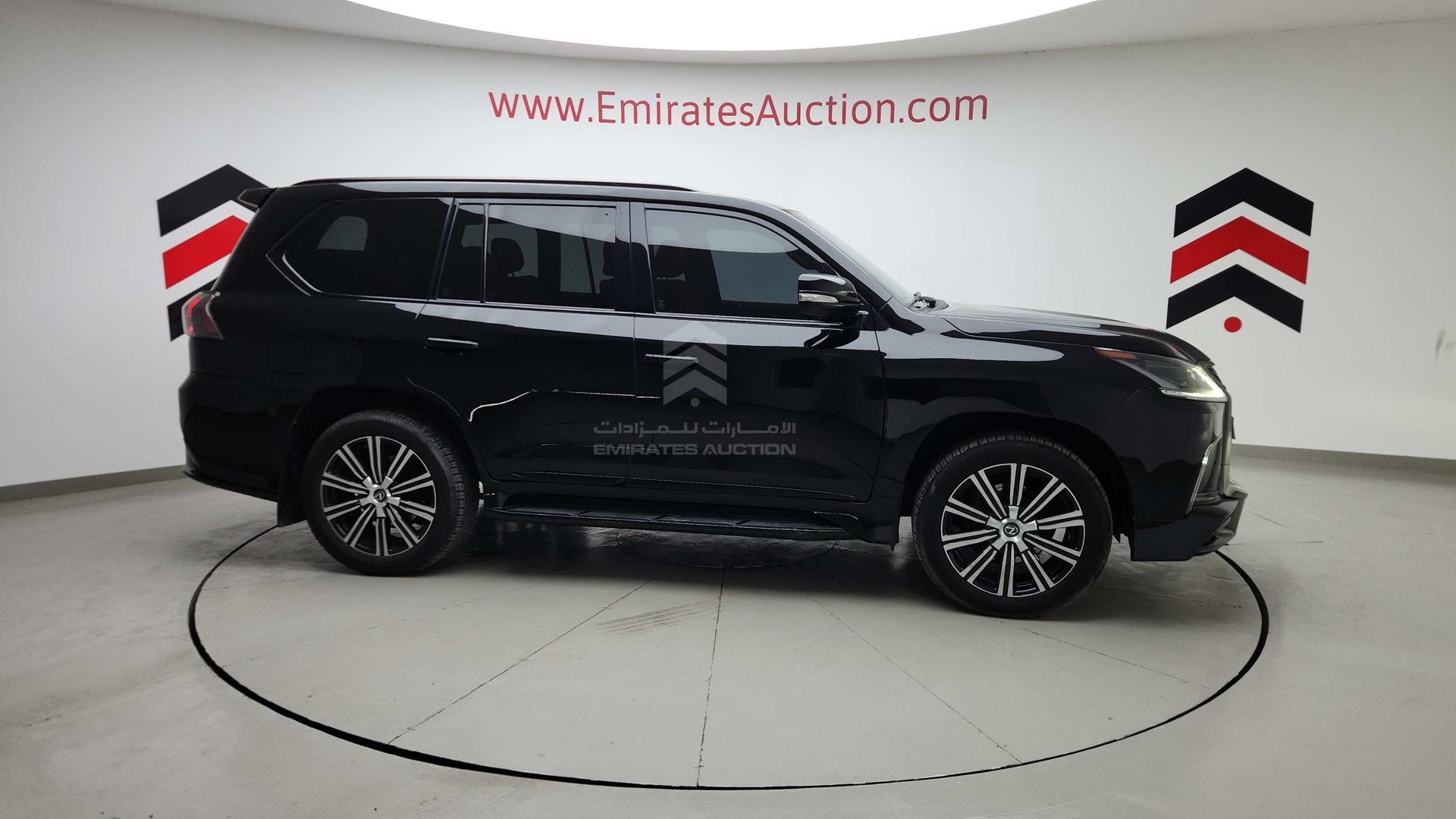 2020 LEXUS LX 570 VIN: JTJHY00W8L4331290