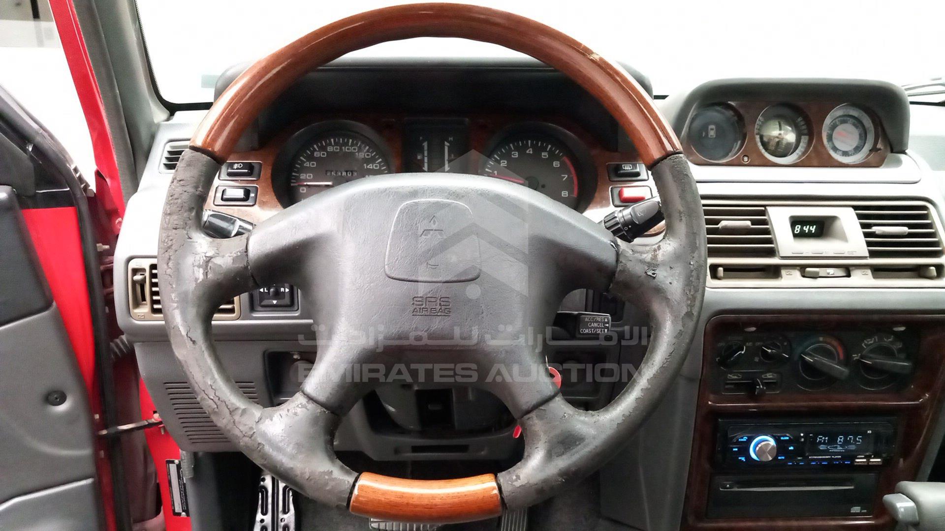 1999 MITSUBISHI PAJERO VIN: JMYORV230XJ000272