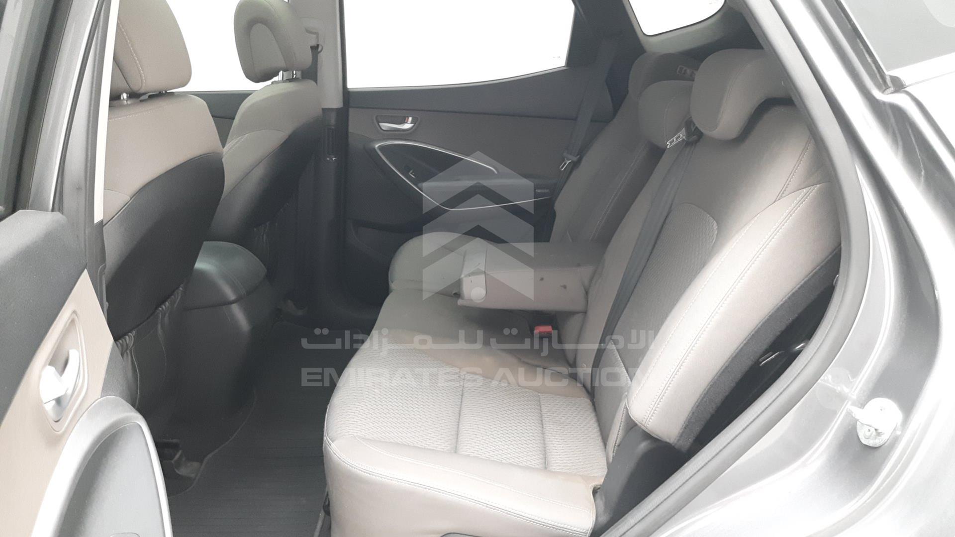 2015 HYUNDAI SANTA FE VIN: KMHST81C4FU435589