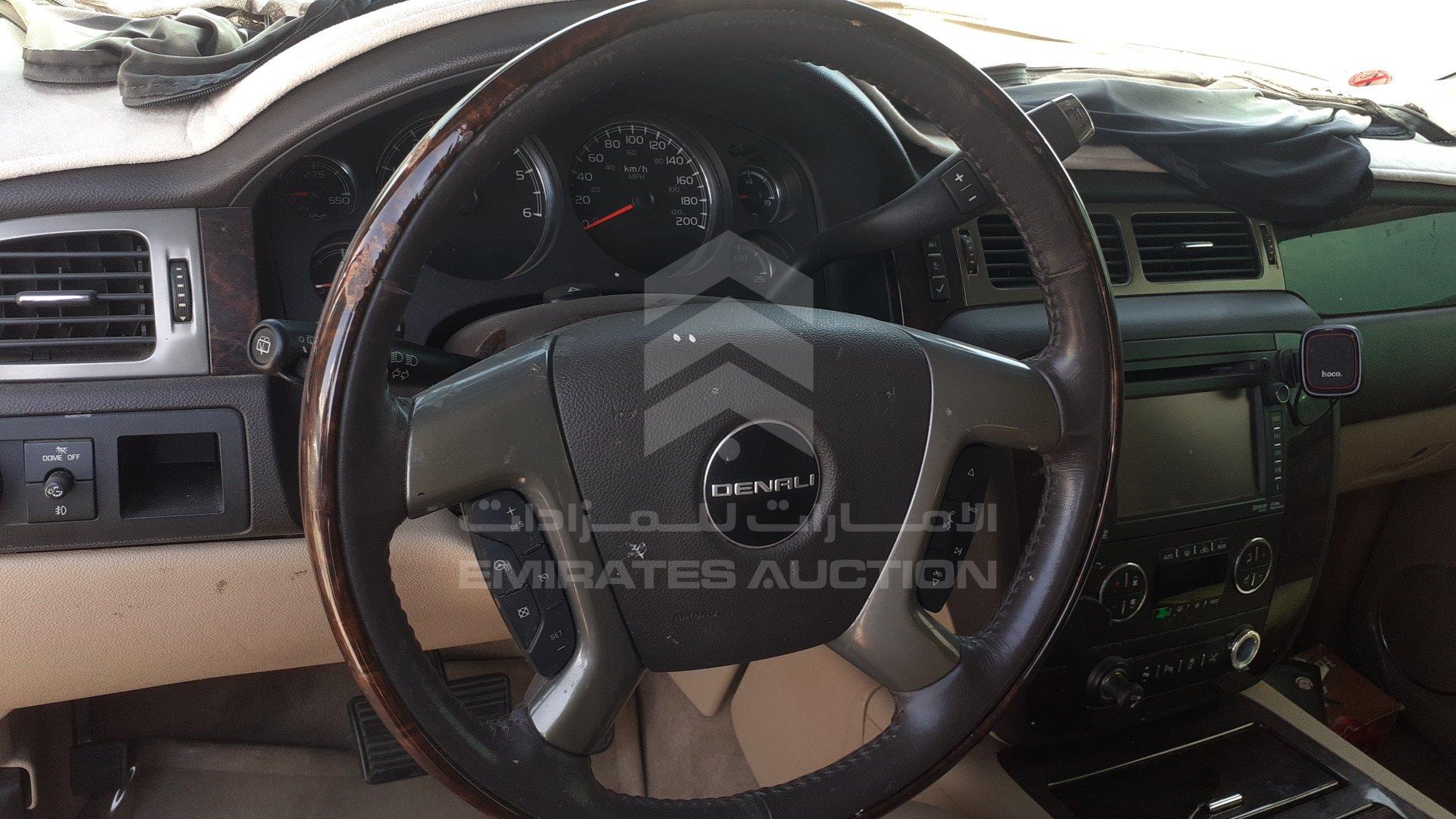 1GKS27EF8CR172113 - 2012 GMC Yukon - #355113