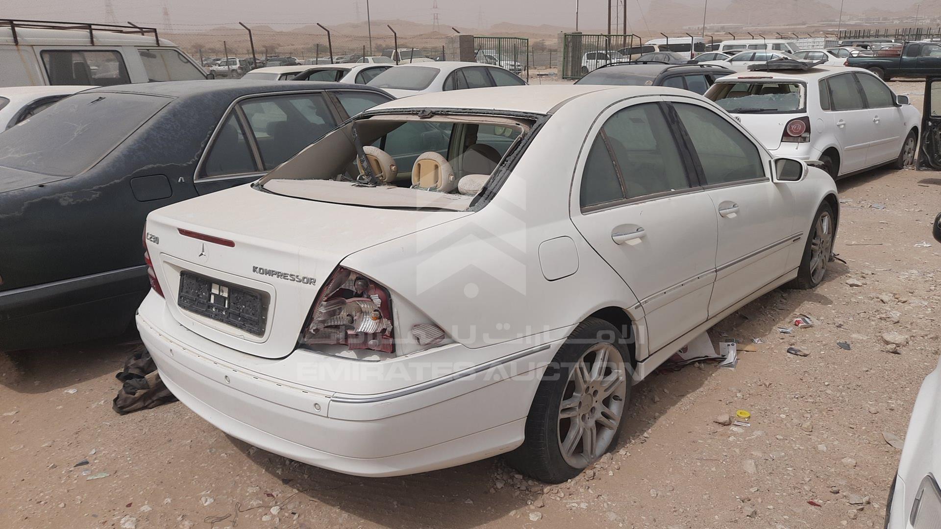 0 MERCEDES C 230 VIN: WDB2030401F632680