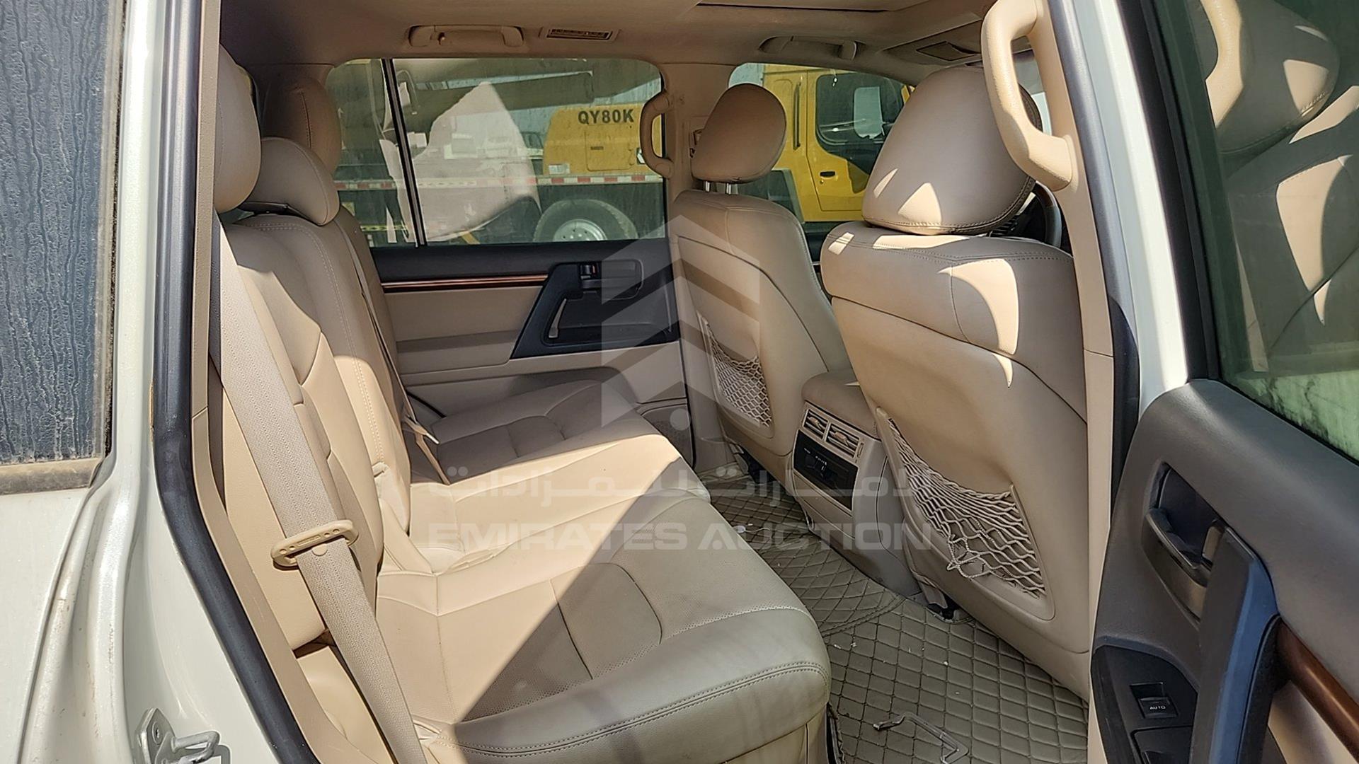 2014 TOYOTA LAND CRUISER VIN: JTMHU09J7E5081933