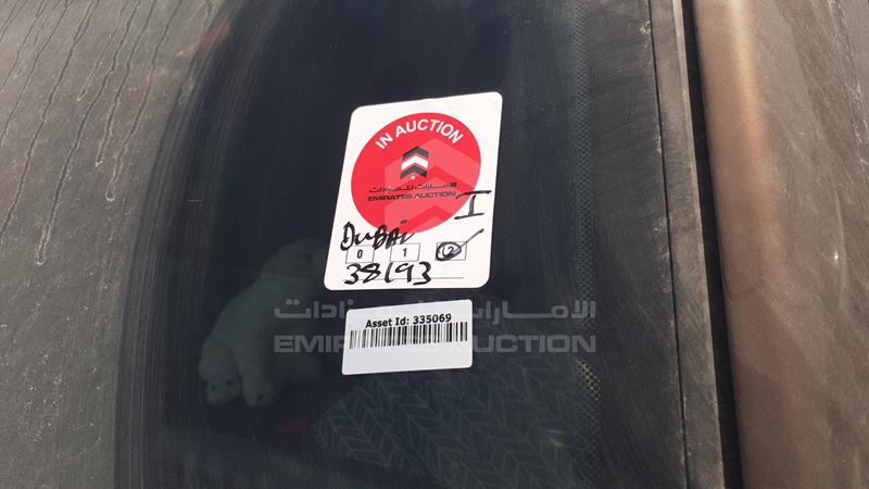 VF1HSRCA4FA515266 Auction: EmiratesAuction Lot: 408568 VF1HSRCA4FA515266 Renault Duster 2015 BROWN Photo 24