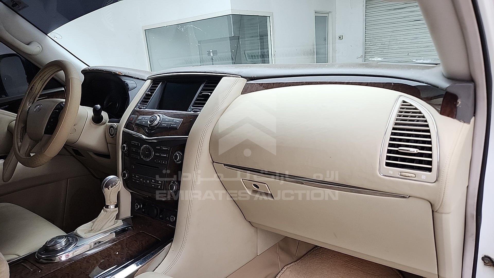 2011 INFINITI QX56 VIN: JNRAZ25Y9B9000789