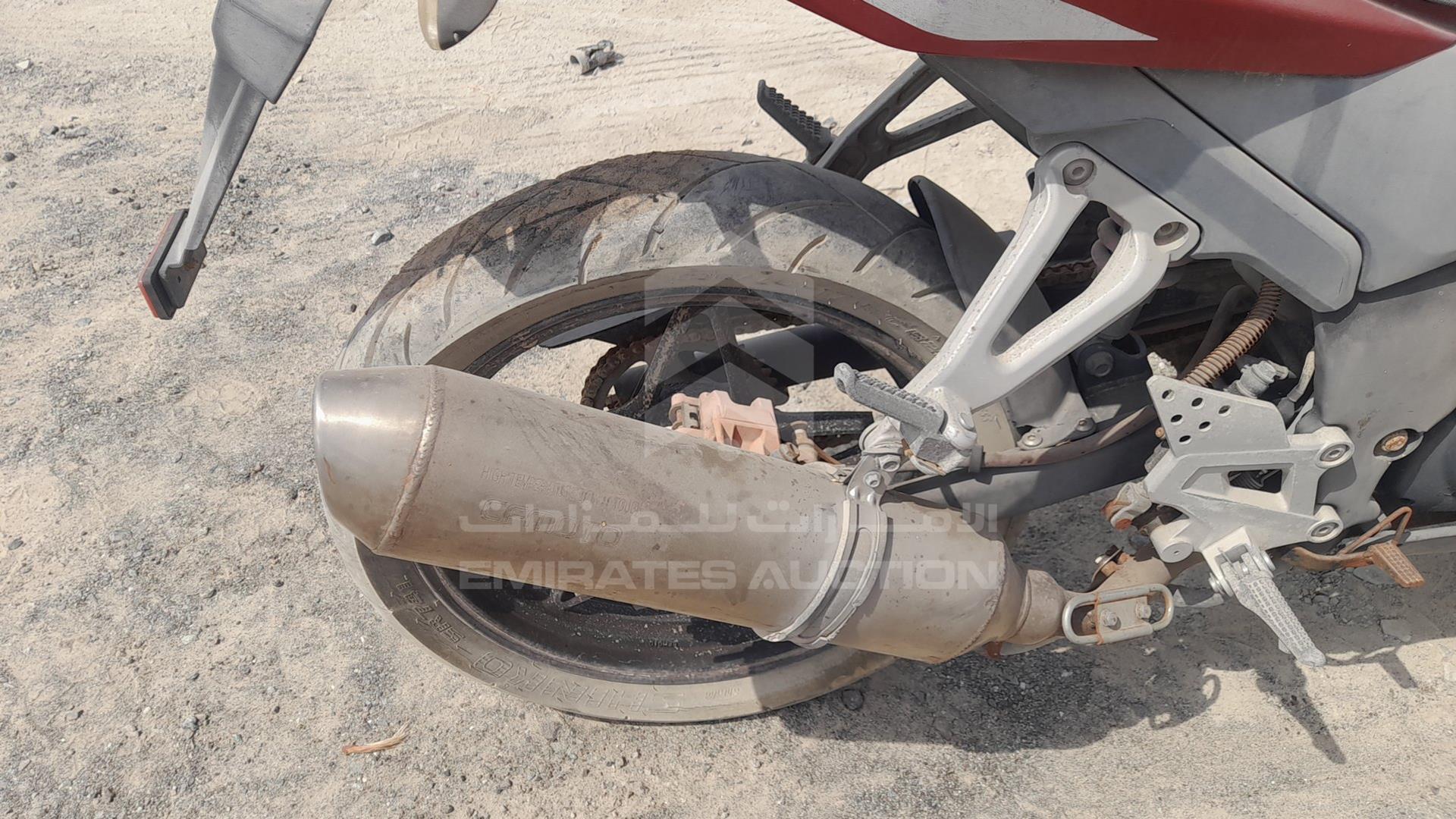2013 CASE CF1502C VIN: LCEPDKL85B6001421