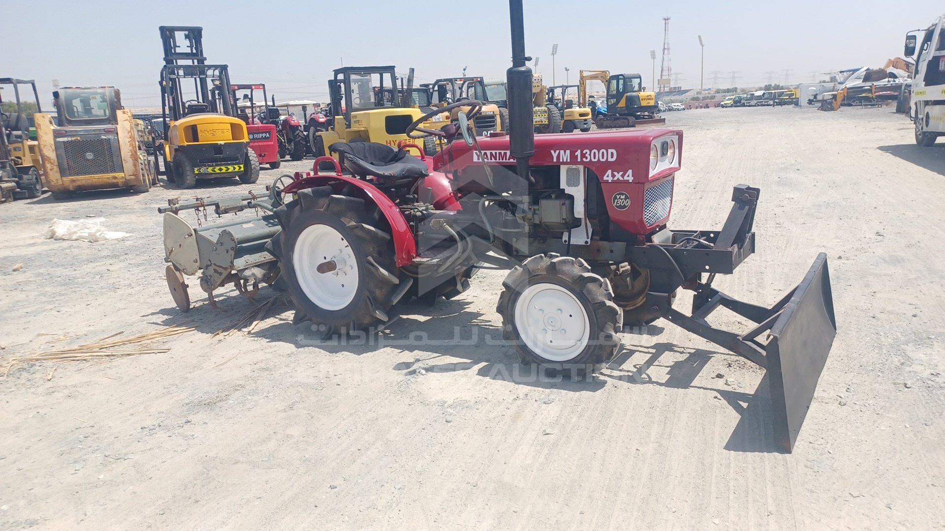 0 YANMAR --- VIN: YM1300D04615