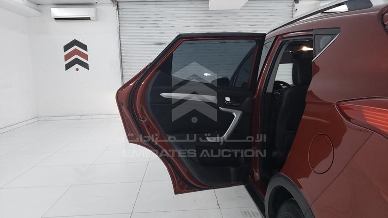 LJ12EKR2XJ4703542 Auction: EmiratesAuction Lot: 406746 LJ12EKR2XJ4703542 JAC S3 2018 RED Photo 25