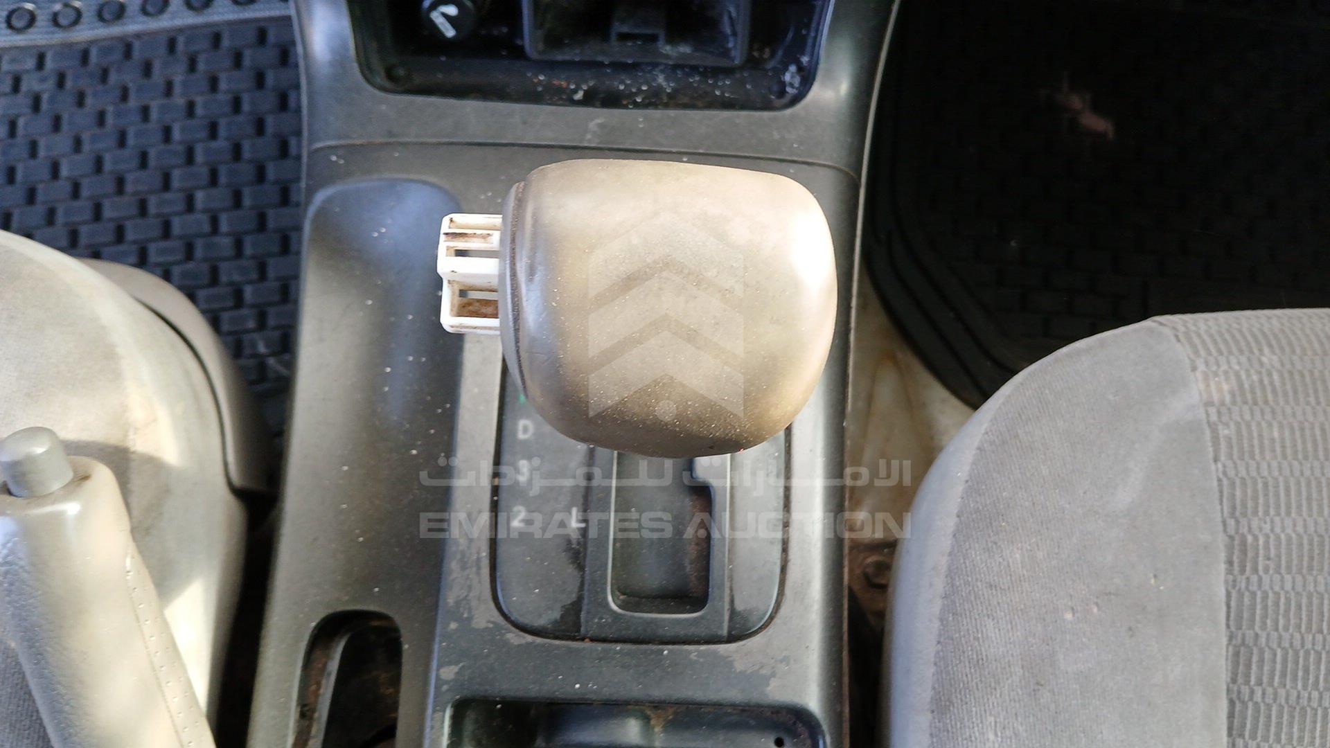 2005 TOYOTA CAMRY VIN: 4T1BE32KX5U595817