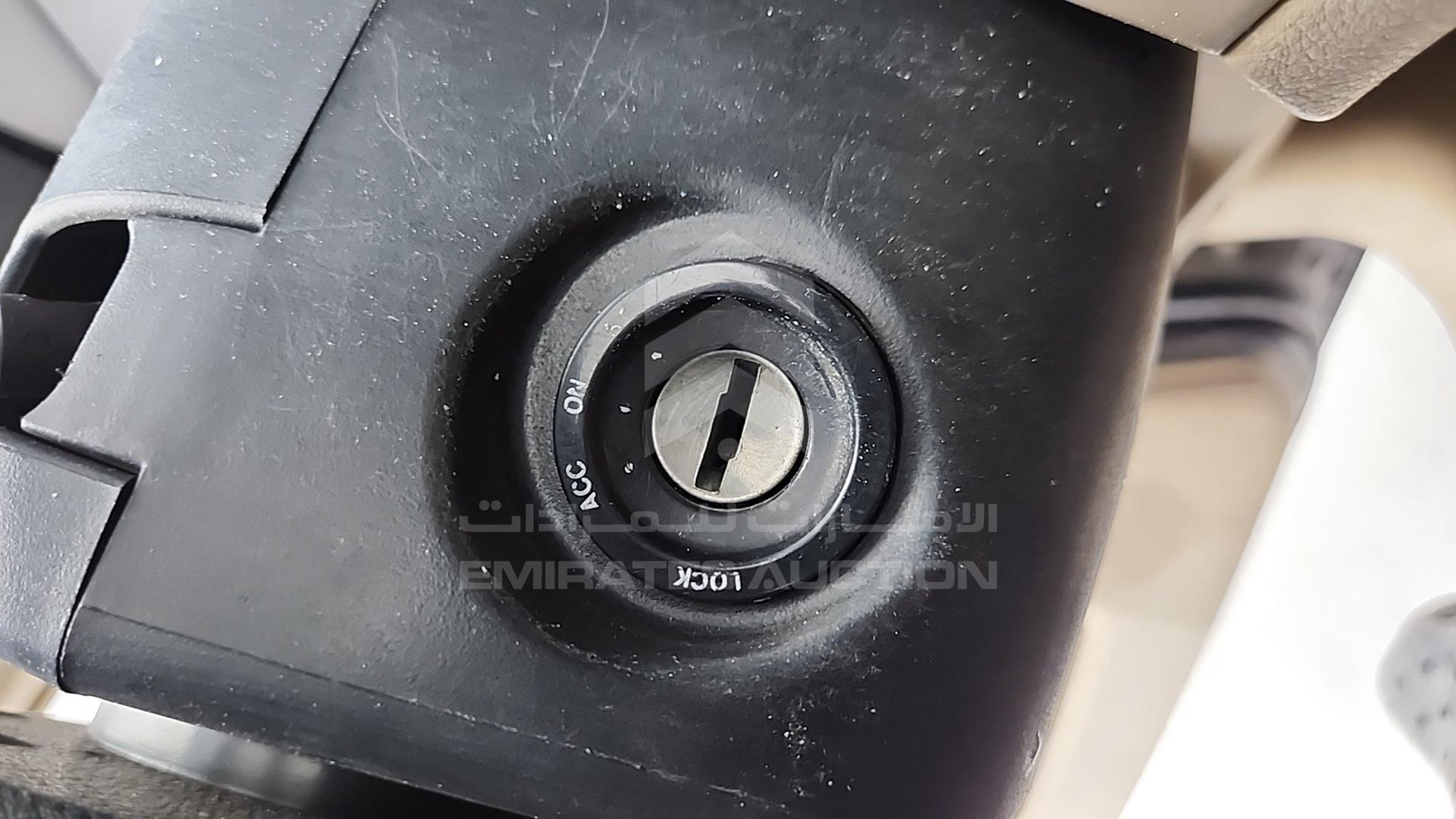 2007 CHEVROLET AVEO VIN: KL1TJ587X7B027883