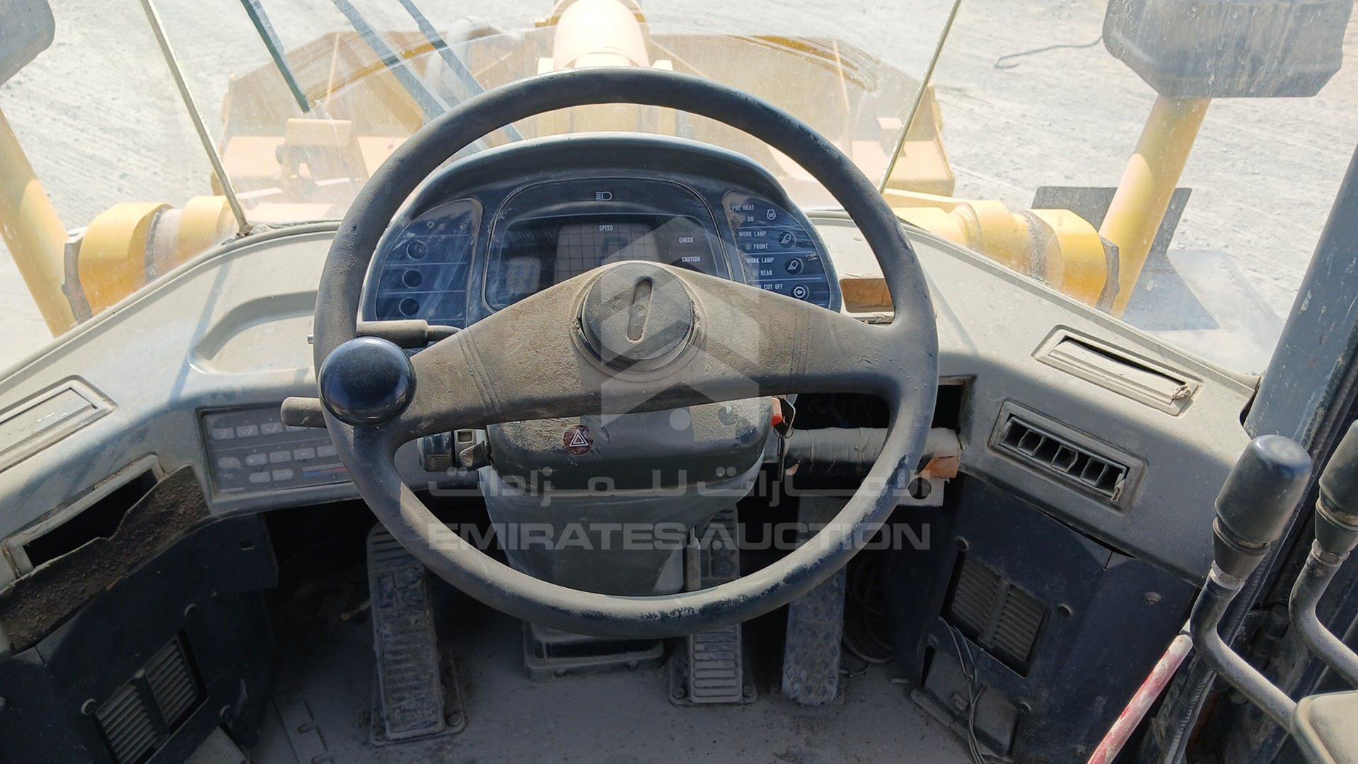 2009 KOMATSU WA380-3 VIN: KMTWA031C01054650