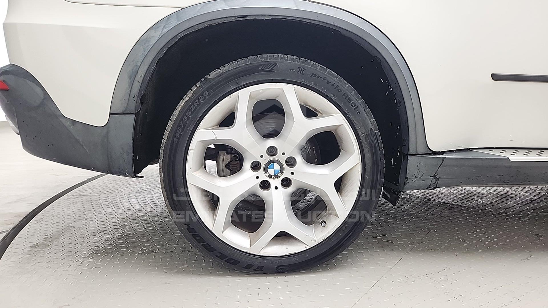 2009 BMW X5 VIN: WBAFE41029L244811
