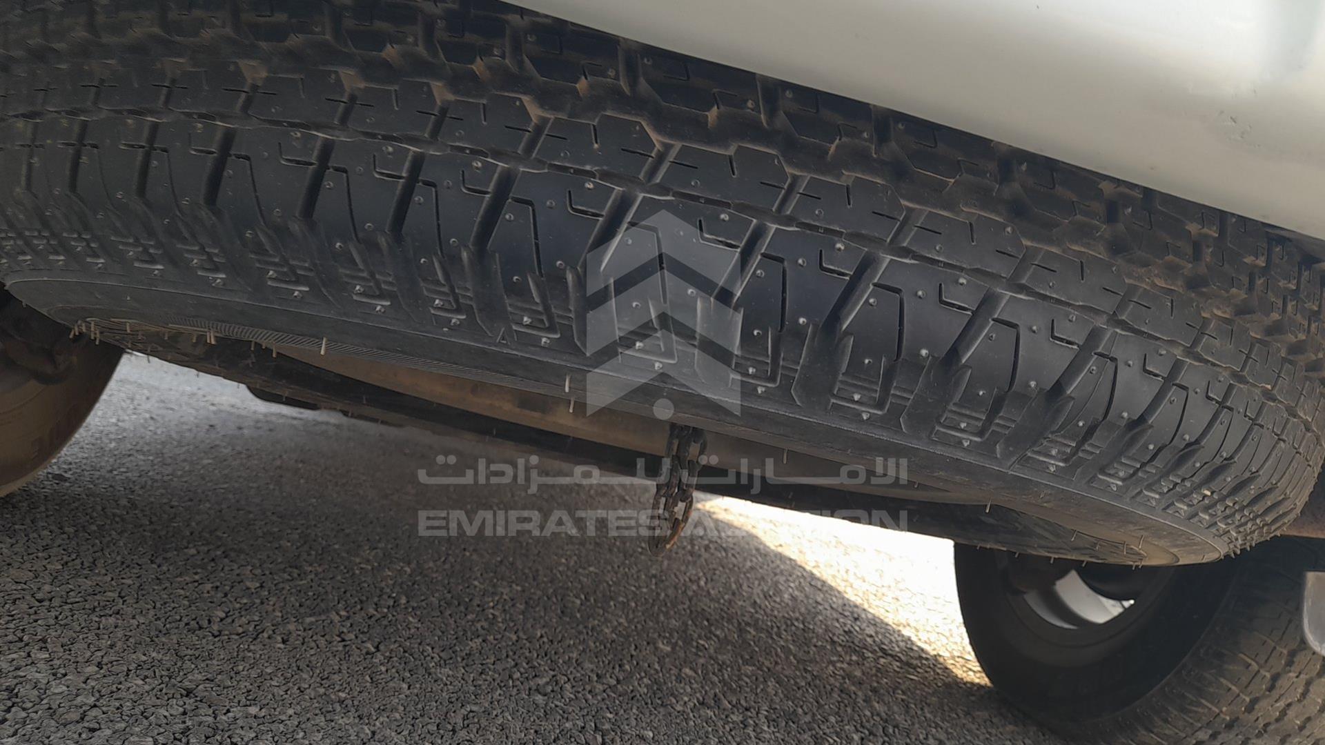 2010 TOYOTA LAND CRUISER PRADO VIN: JTEBU3FJ8AK011909