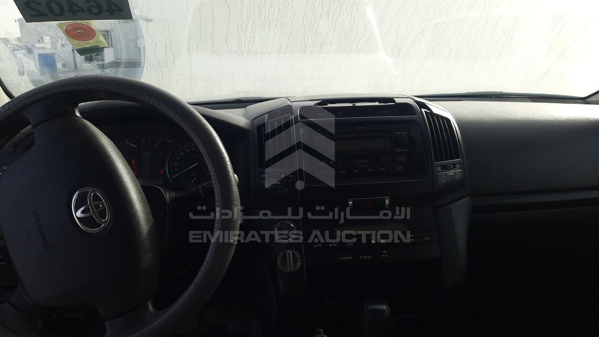 2011 TOYOTA LAND CRUISER VIN: JTMDU09J8B4044518