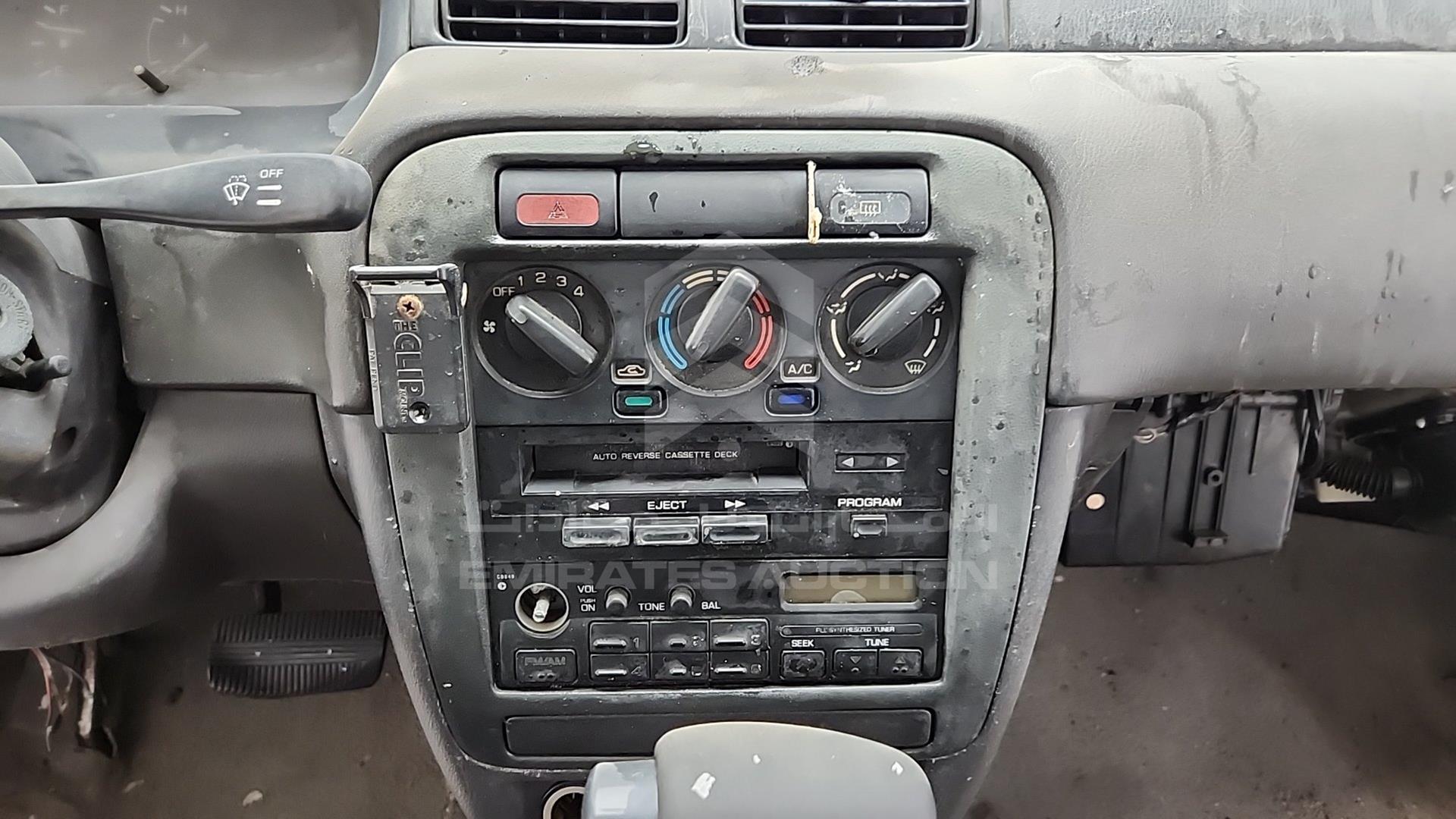 1998 NISSAN SUNNY VIN: JN1BBAB14Z0318696